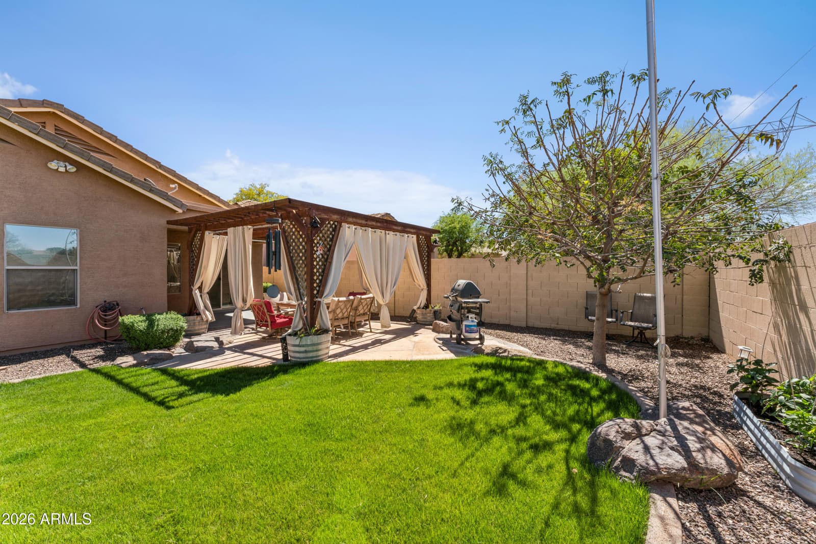 41330 N SALIX Drive, San Tan Valley, AZ 85140 — photo 42 of 50