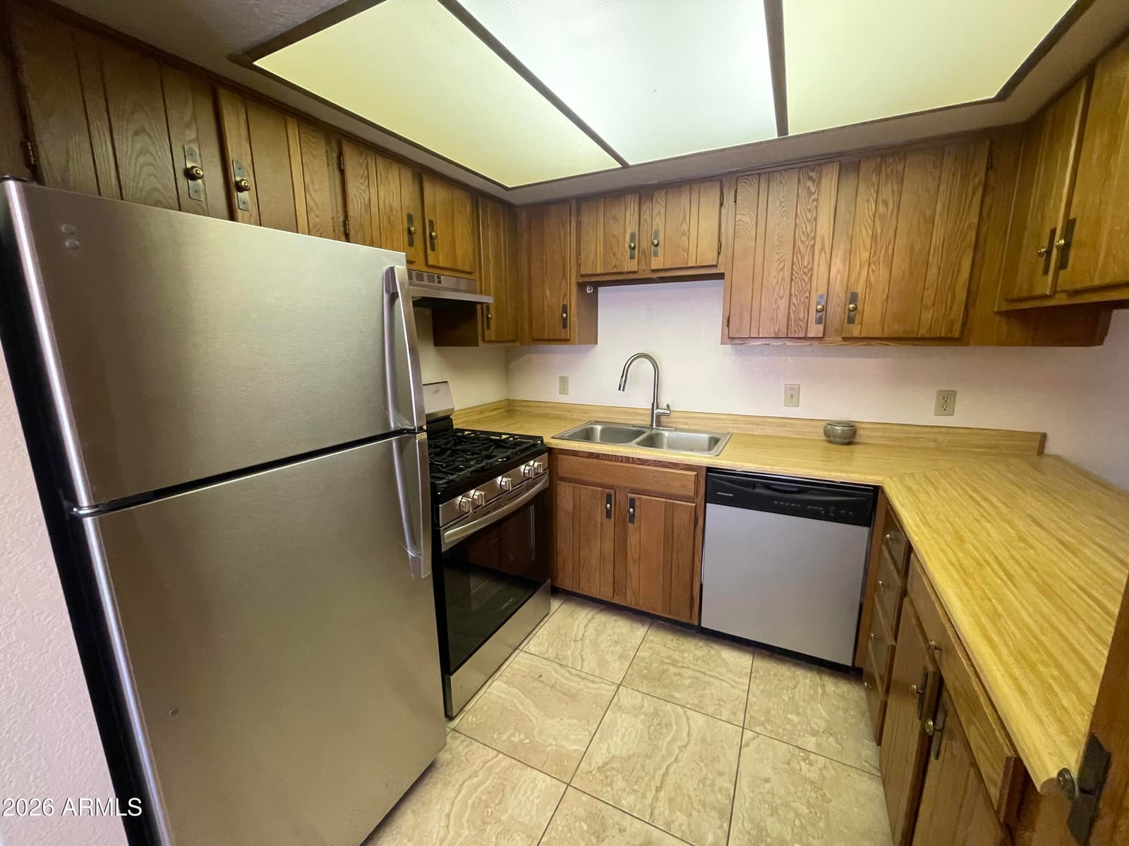 827 E LANCASTER Circle, Florence, AZ 85132 — photo 5 of 13