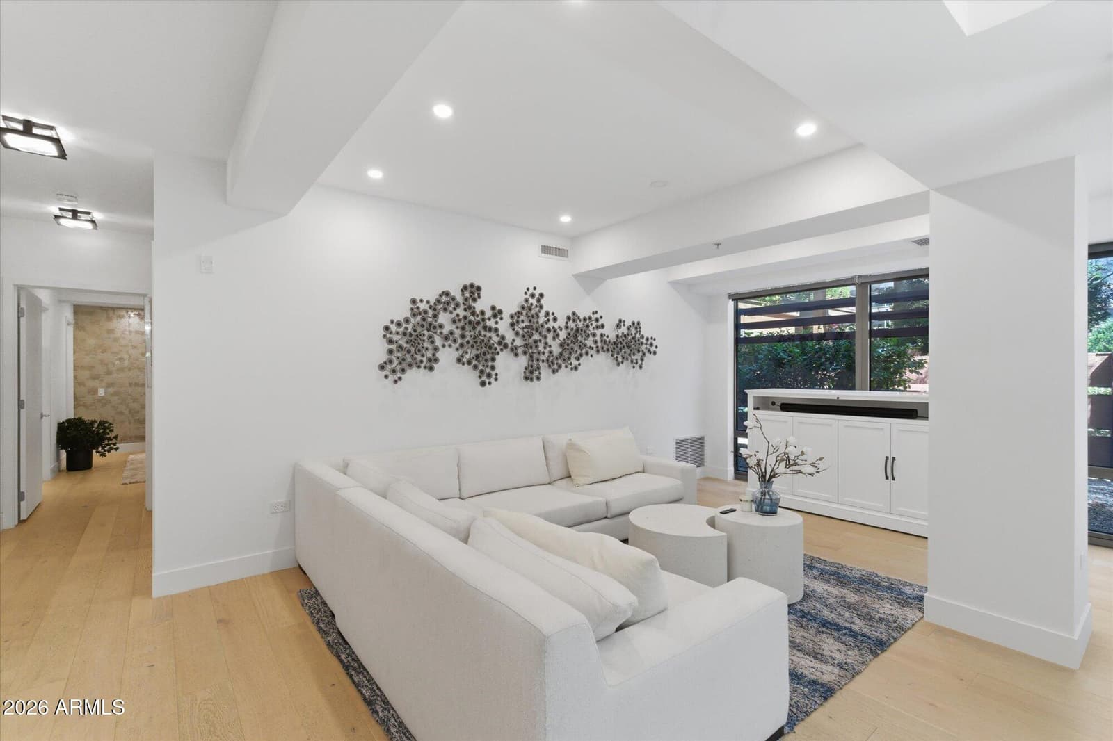 7131 E RANCHO VISTA Drive 1001, Scottsdale, AZ 85251 — photo 4 of 30