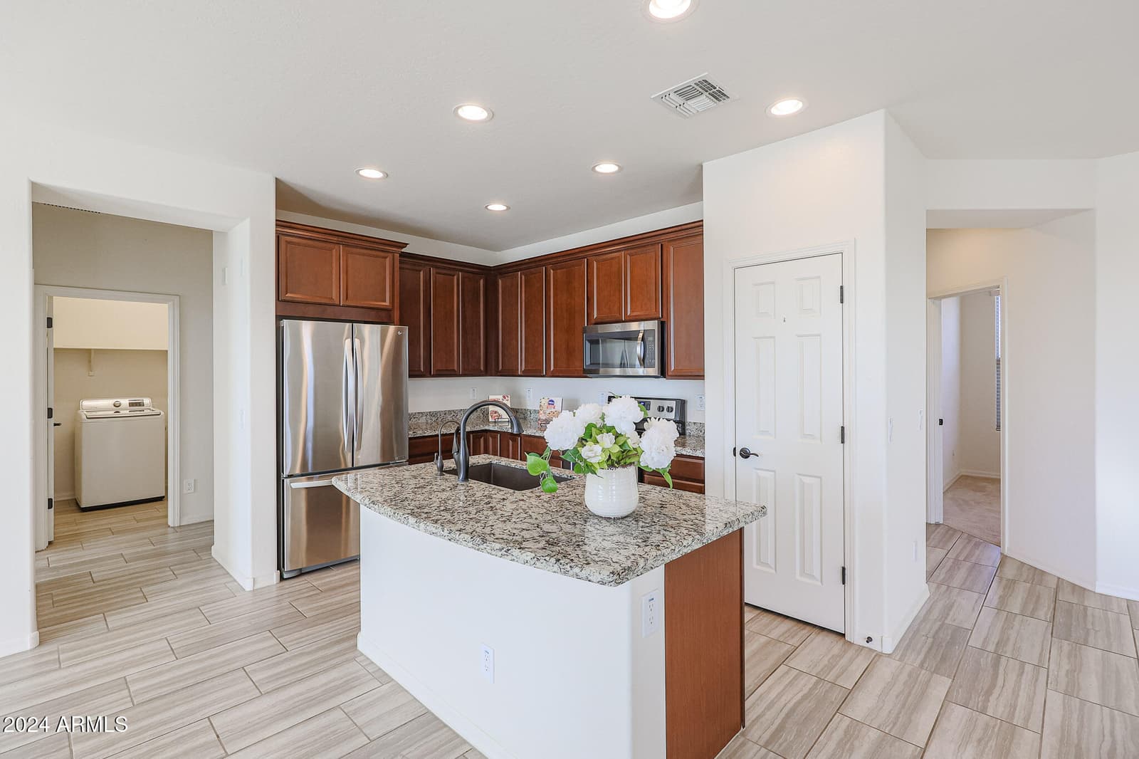 16914 S 180TH Avenue, Goodyear, AZ 85338 — photo 9 of 50