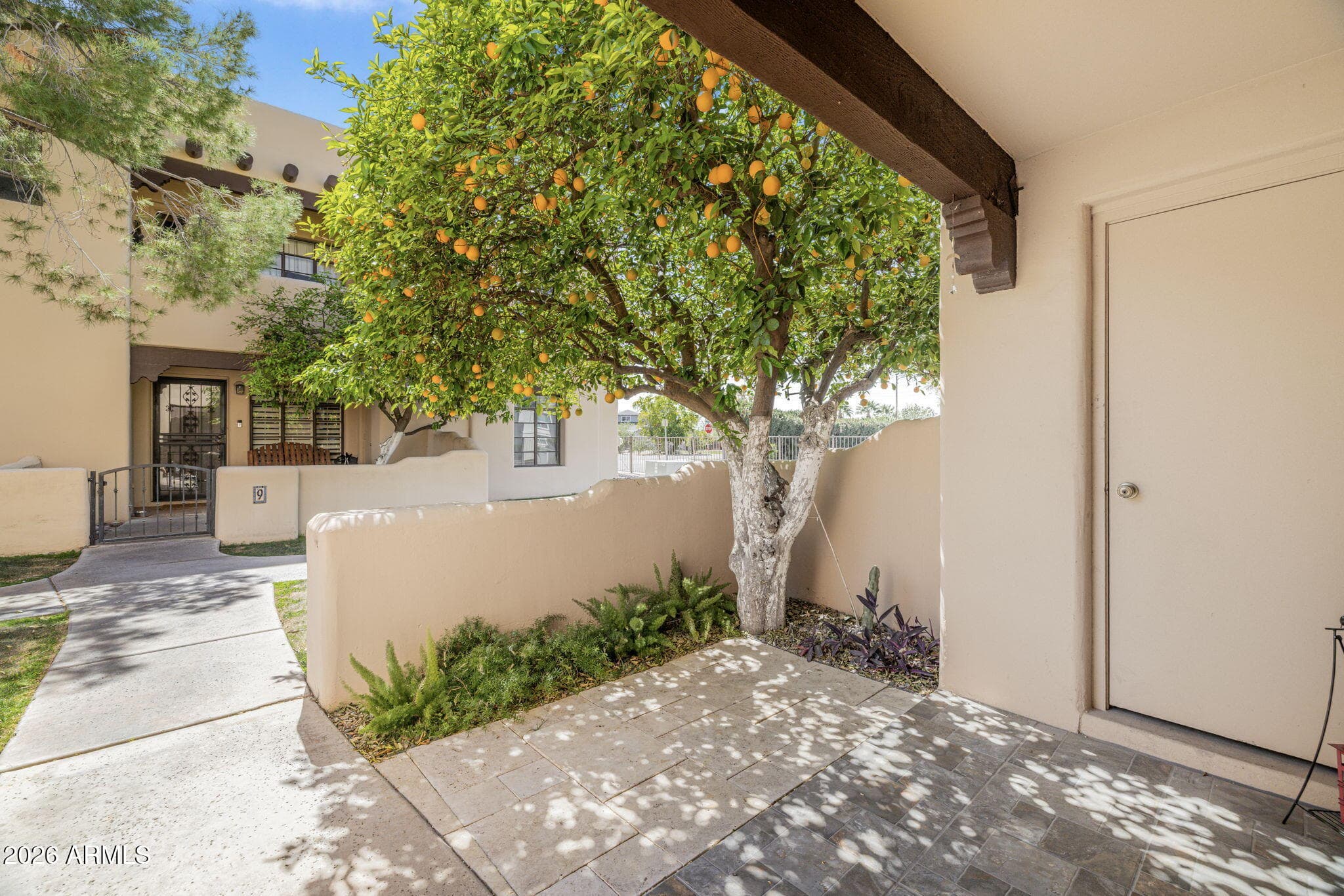 5402 E WINDSOR Avenue 2, Phoenix, AZ 85008 — photo 5 of 39