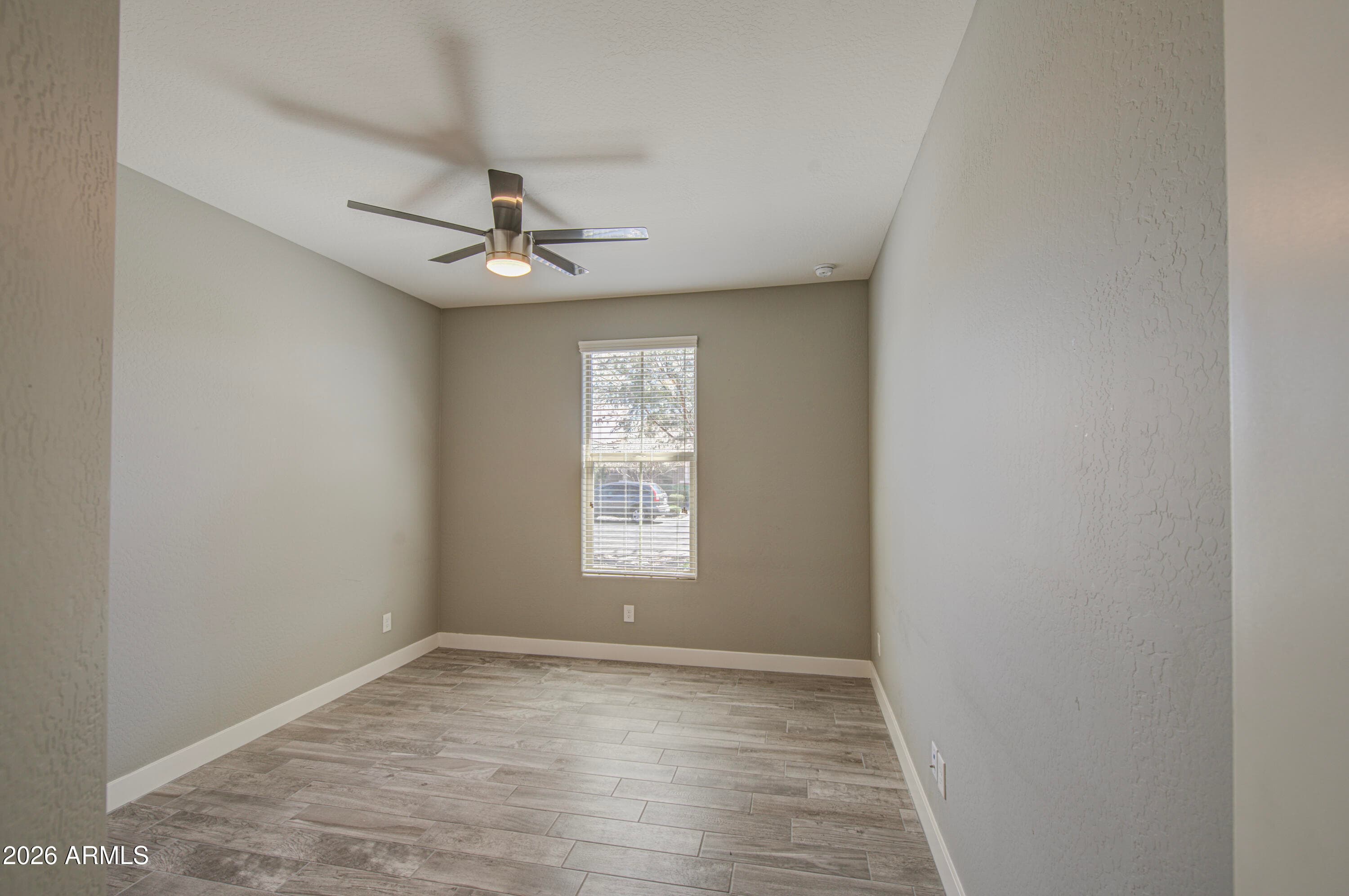 10550 E SHEFFIELD Drive, Mesa, AZ 85212 — photo 39 of 103