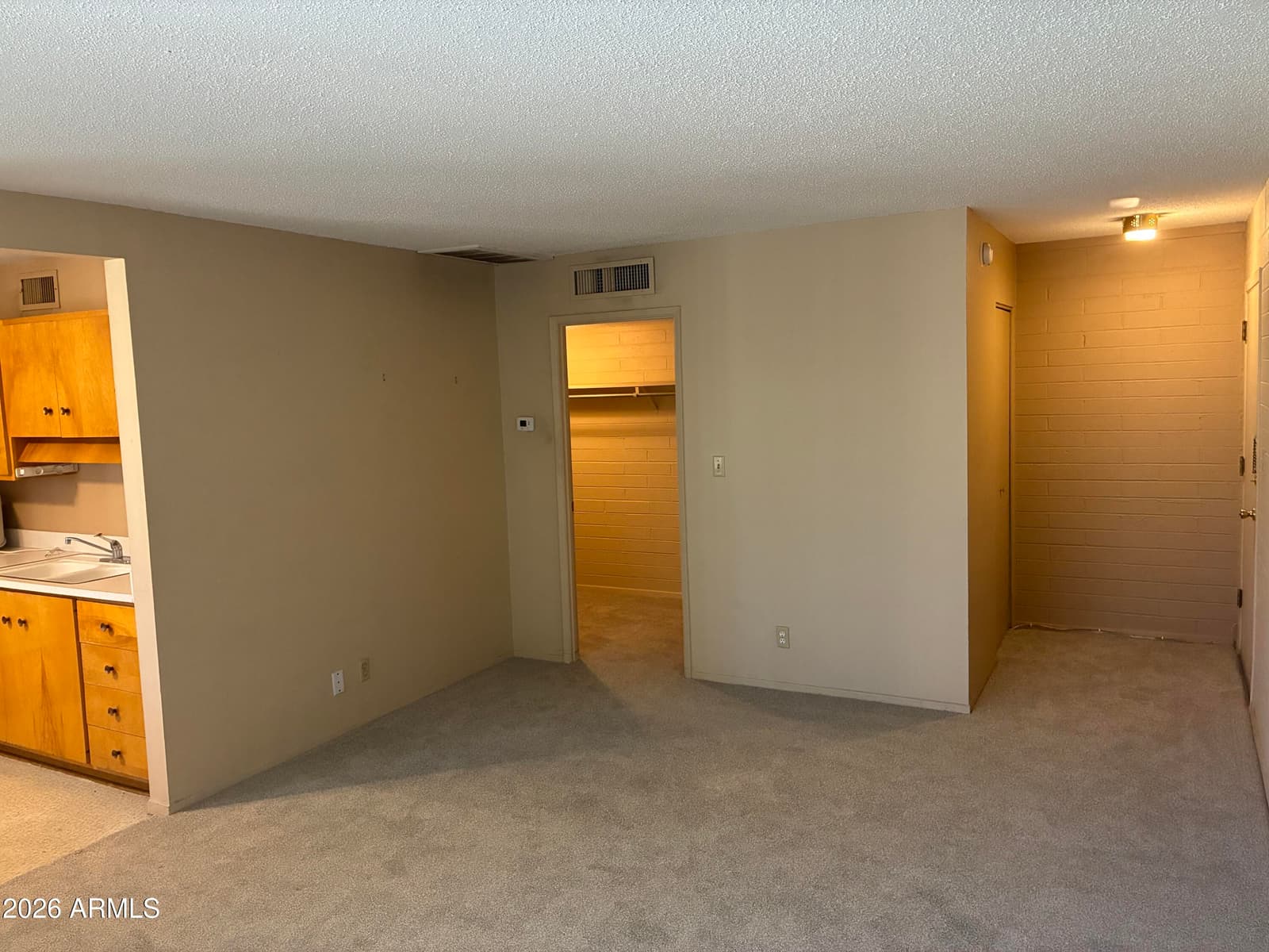 2635 W Rose Lane B-215, Phoenix, AZ 85017 — photo 14 of 21