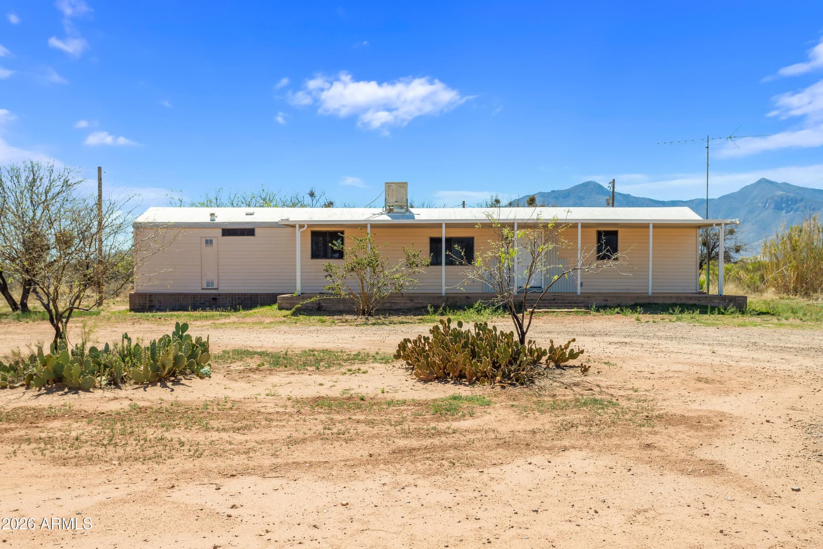 5550 S GUADALUPE Road, Sierra Vista, AZ 85650 — photo 2 of 42