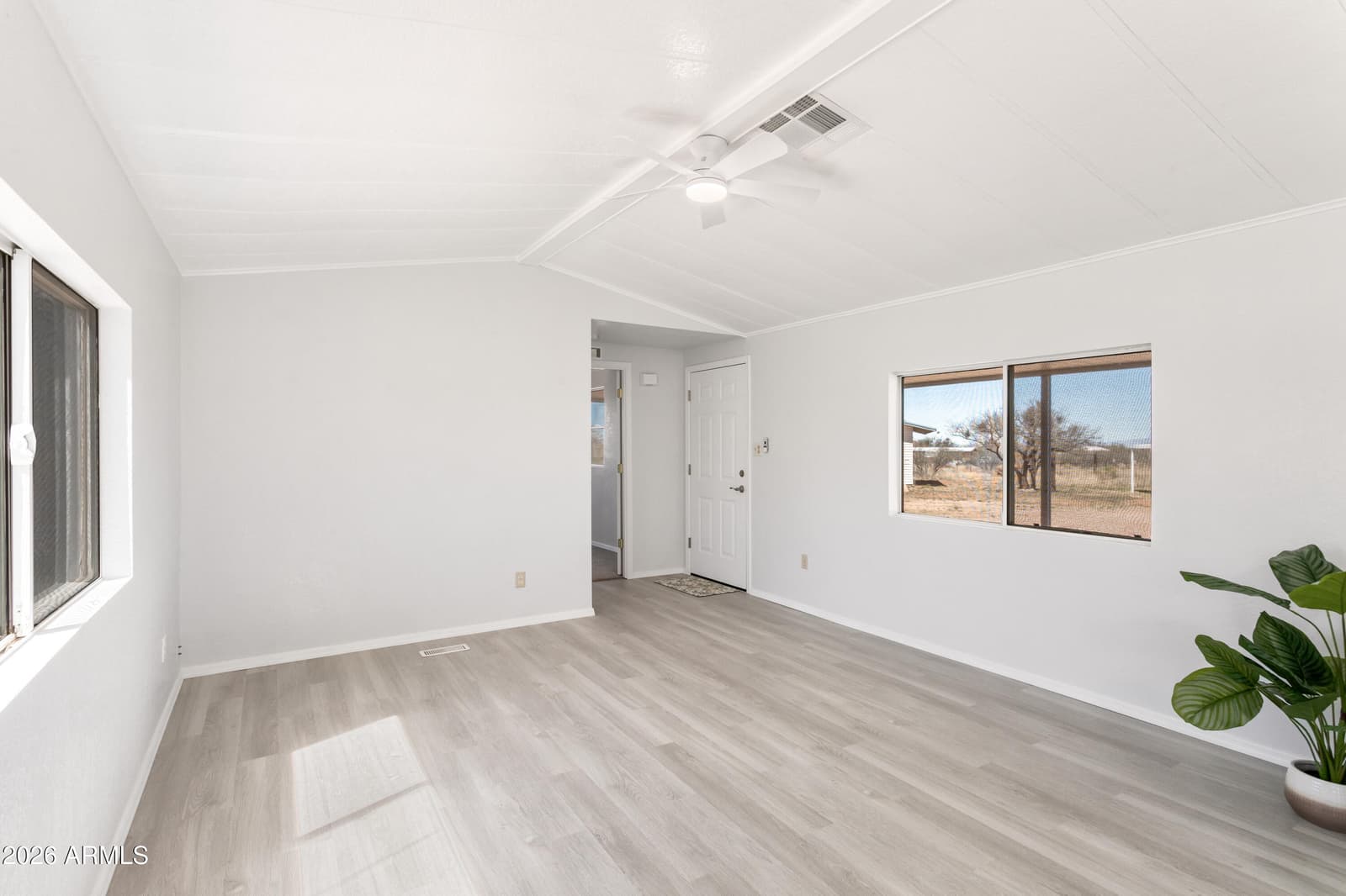 5550 S GUADALUPE Road, Sierra Vista, AZ 85650 — photo 8 of 42