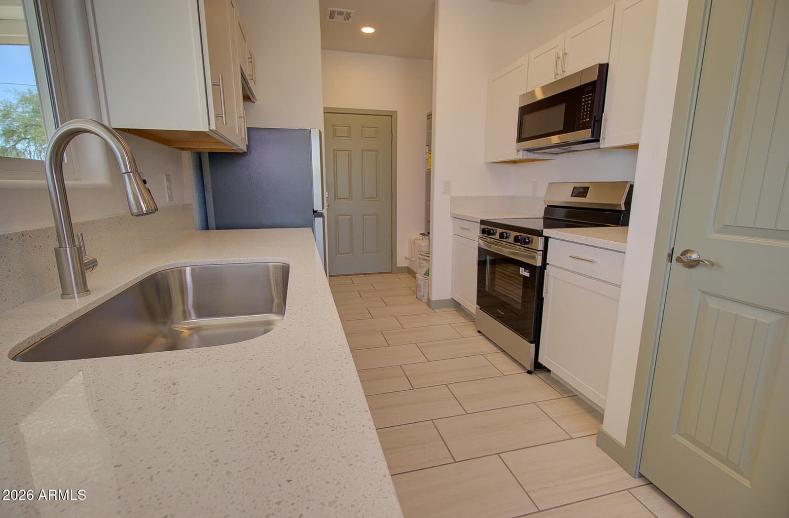 3165 W SOLANO Drive, Eloy, AZ 85131 — photo 9 of 21