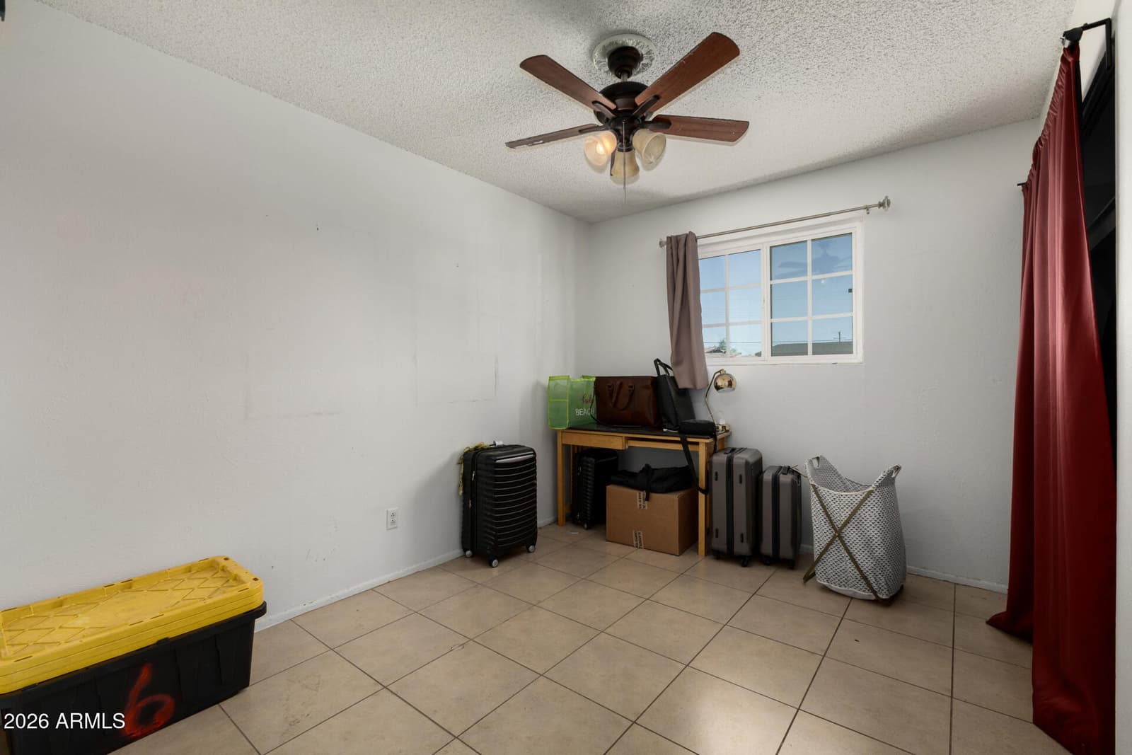 6952 W WOLF Street, Phoenix, AZ 85033 — photo 17 of 25
