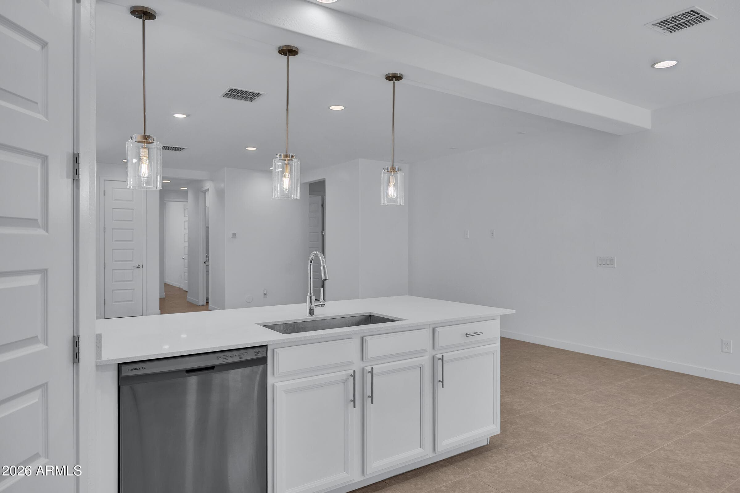 2701 S Reavis Falls Road, Apache Junction, AZ 85119 — photo 14 of 44