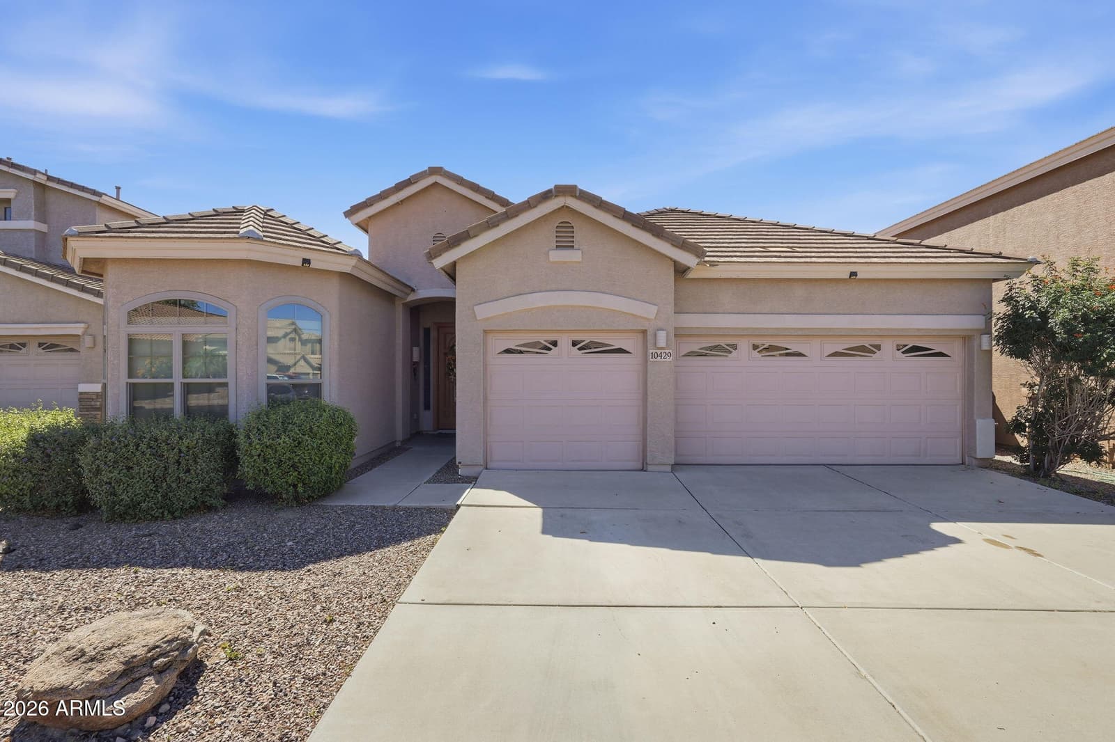 10429 W SANDS Drive, Peoria, AZ 85383 — photo 2 of 9