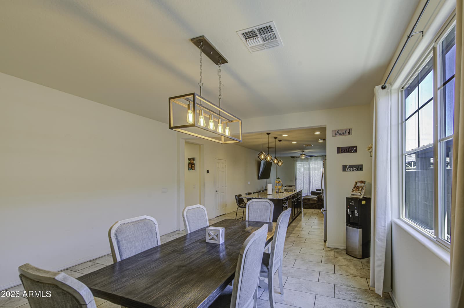 10856 W LUKE Avenue, Phoenix, AZ 85037 — photo 5 of 41