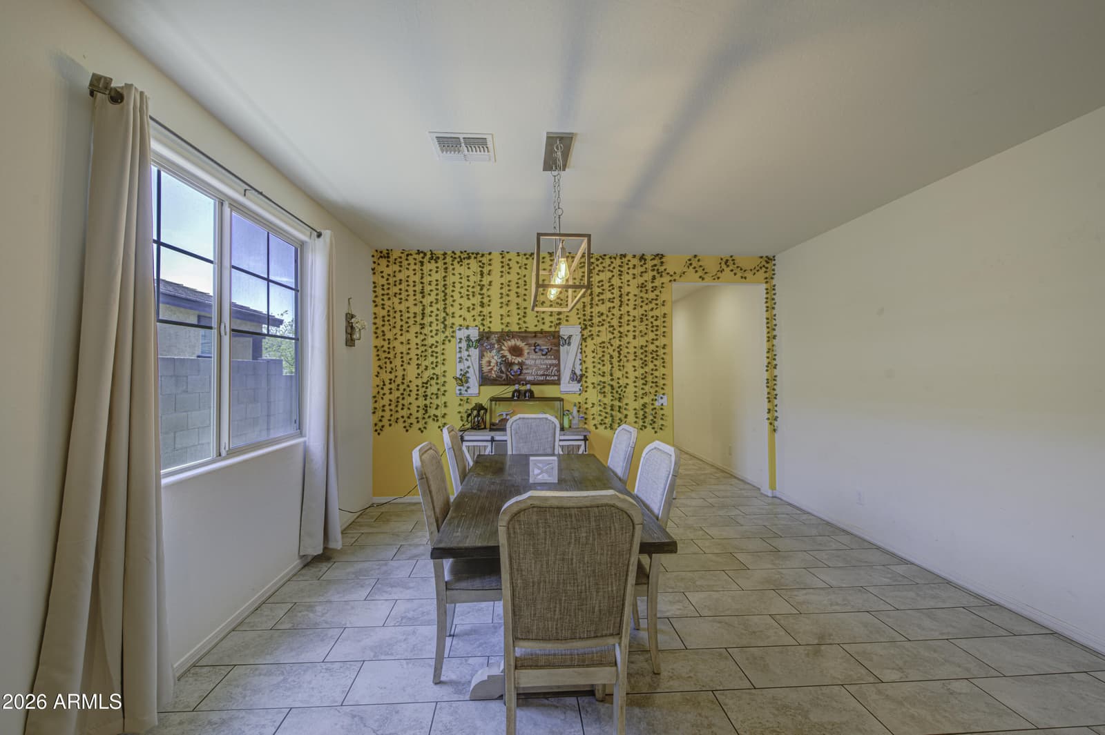 10856 W LUKE Avenue, Phoenix, AZ 85037 — photo 6 of 41