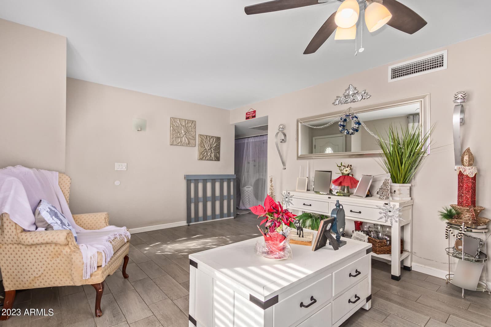 3502 W IRONWOOD Drive, Phoenix, AZ 85051 — photo 4 of 30