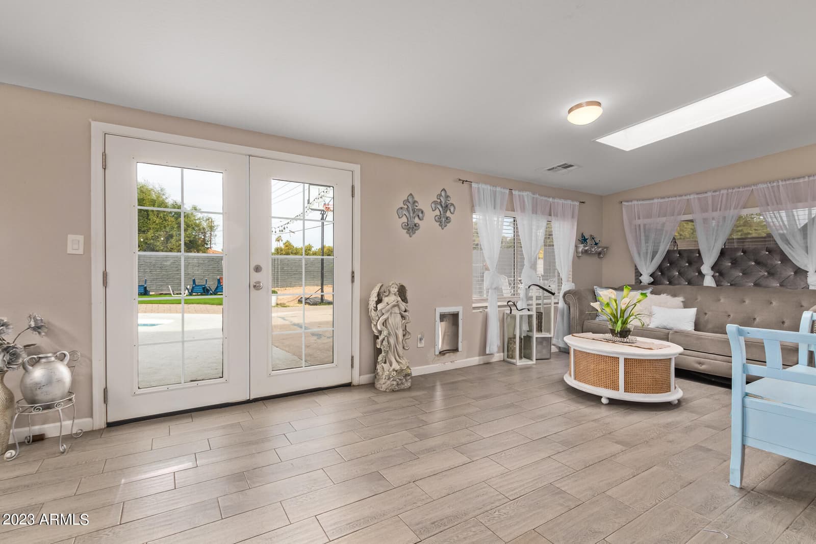 3502 W IRONWOOD Drive, Phoenix, AZ 85051 — photo 9 of 30