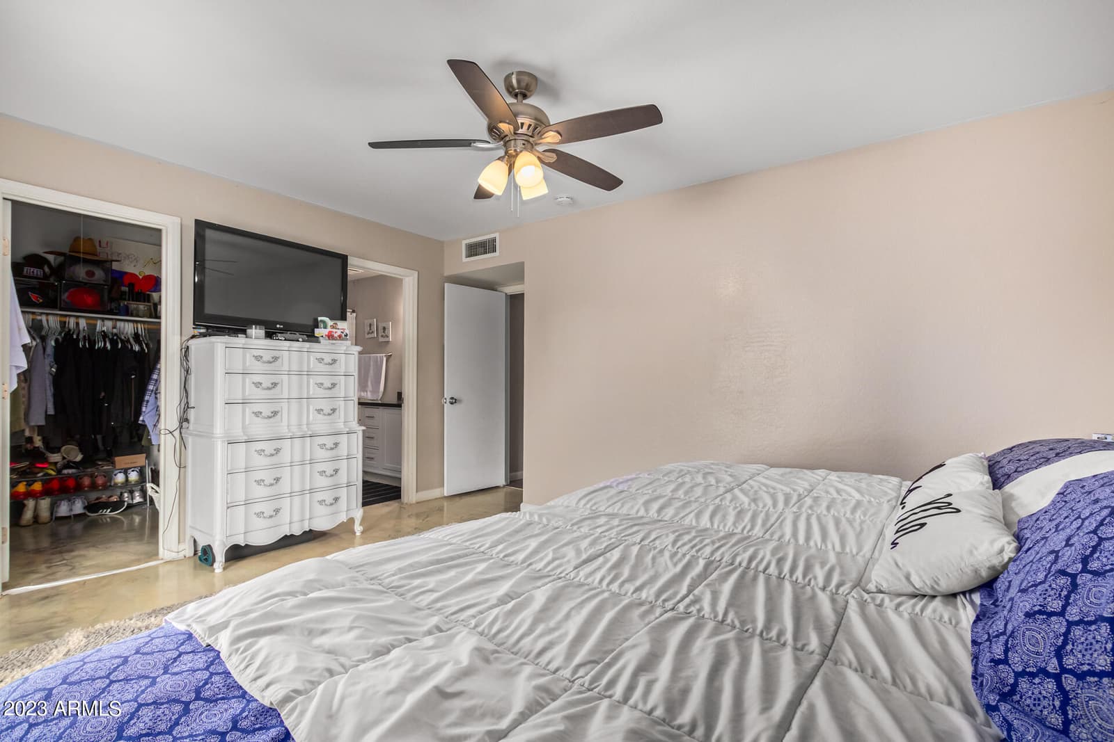3502 W IRONWOOD Drive, Phoenix, AZ 85051 — photo 14 of 30