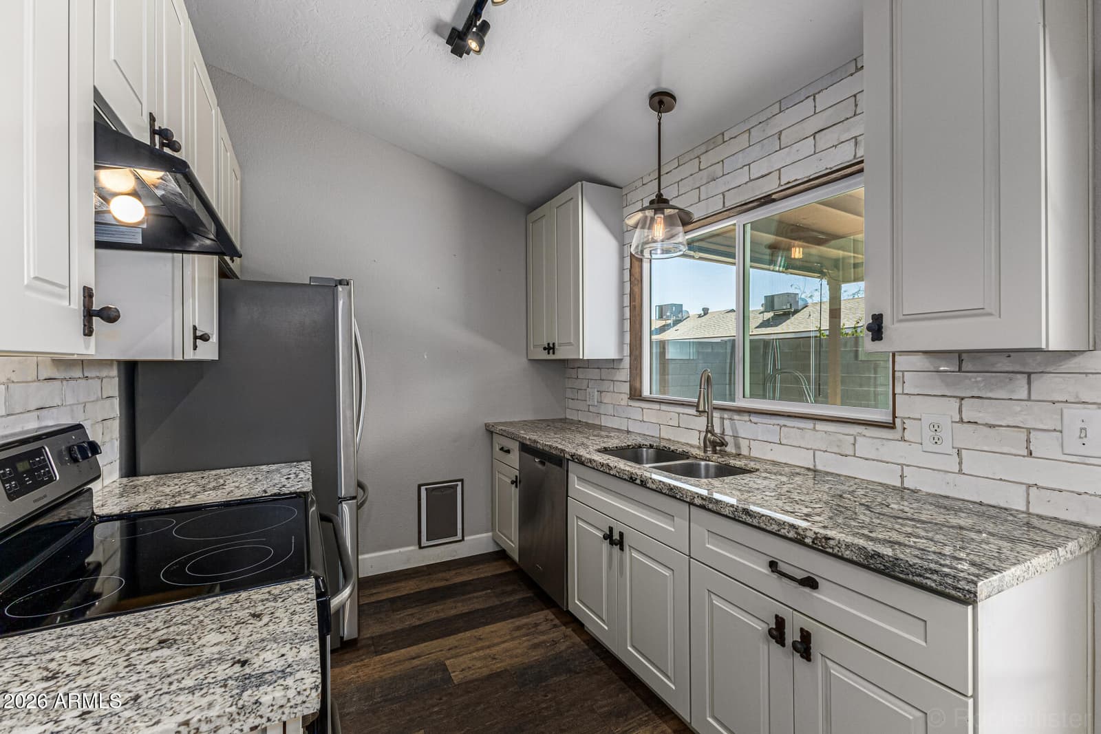 3033 W POTTER Drive, Phoenix, AZ 85027 — photo 12 of 23