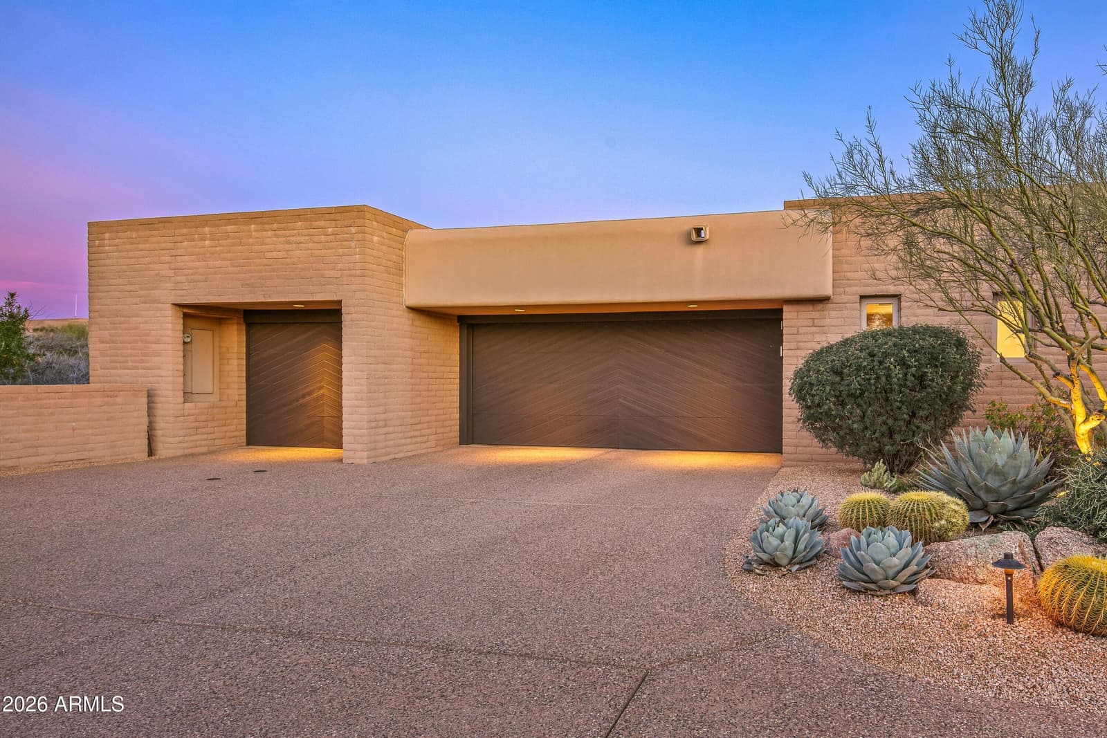 11131 E GRAYTHORN Drive, Scottsdale, AZ 85262 — photo 5 of 46