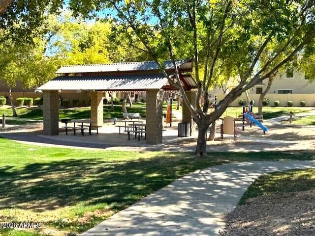 3827 E TRIGGER Way, Gilbert, AZ 85297 — photo 3 of 41