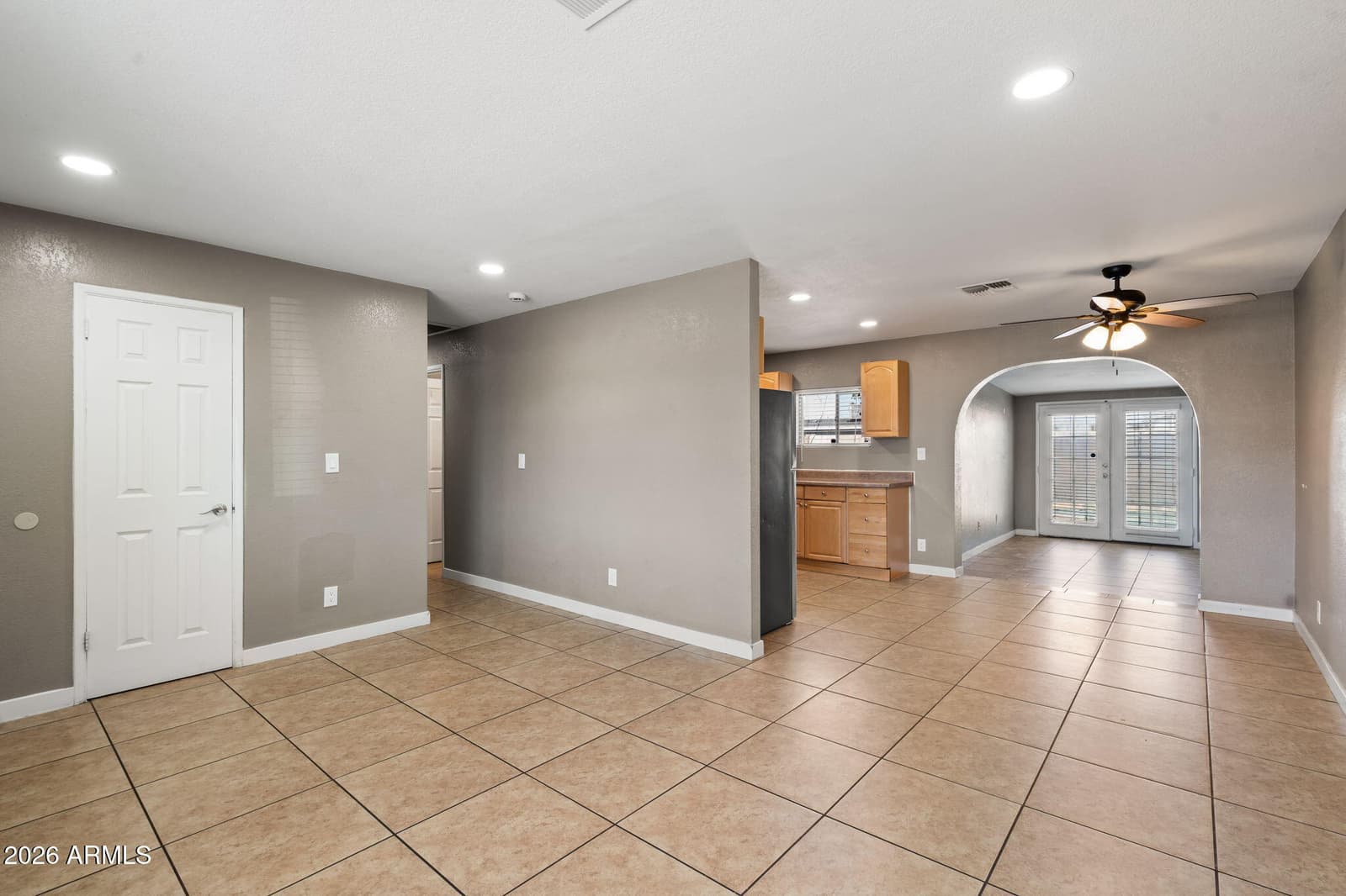 3244 E HILLERY Drive, Phoenix, AZ 85032 — photo 4 of 26