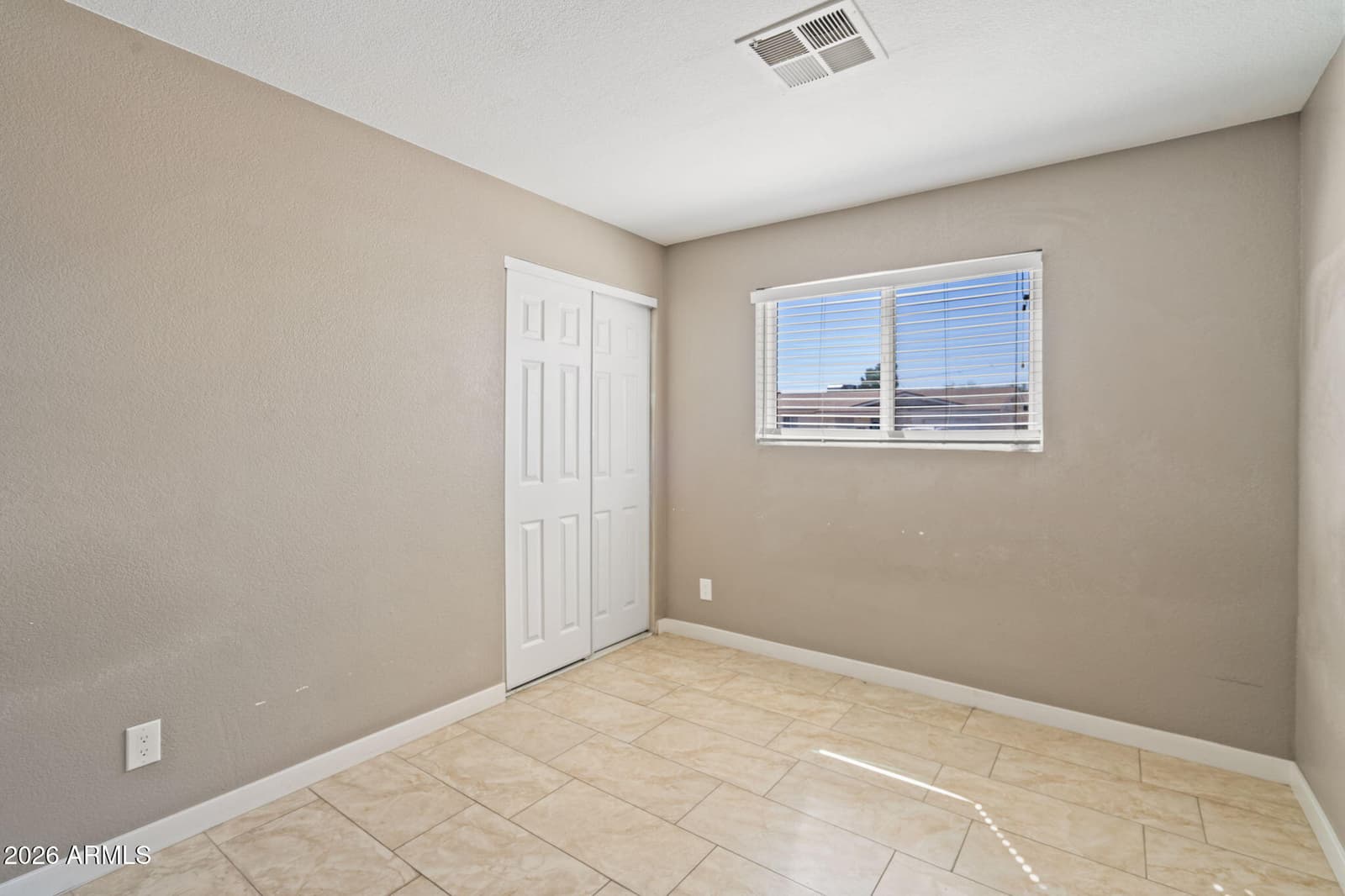 3244 E HILLERY Drive, Phoenix, AZ 85032 — photo 8 of 26