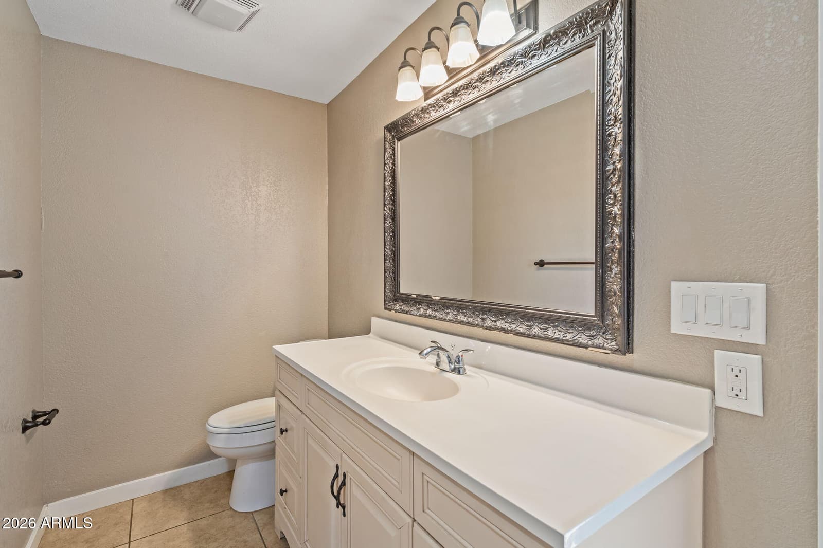3244 E HILLERY Drive, Phoenix, AZ 85032 — photo 12 of 26