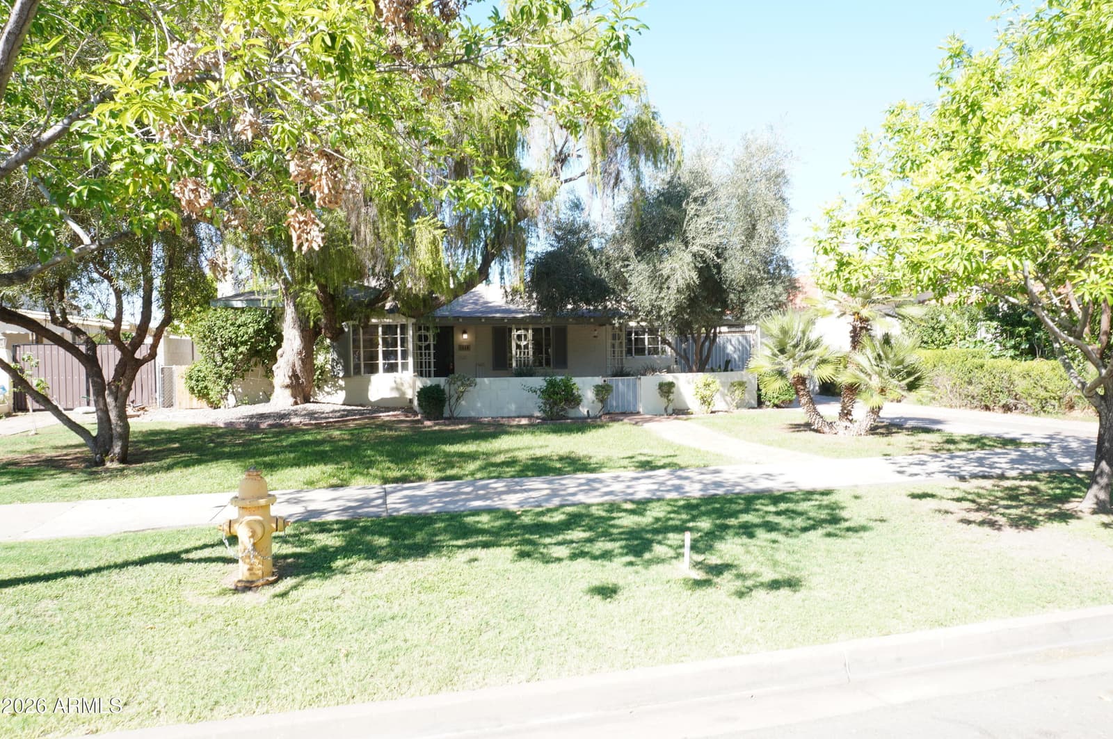 1526 W Wilshire Drive, Phoenix, AZ 85007 — photo 9 of 66