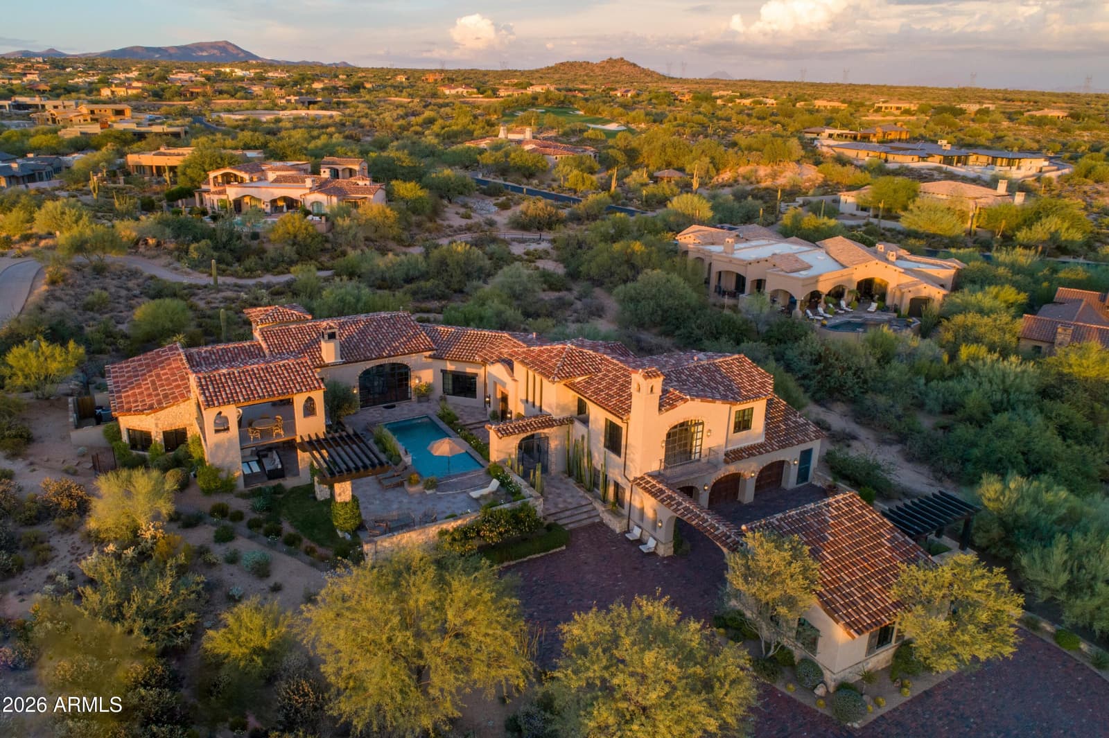 10832 E WINTER SUN Drive, Scottsdale, AZ 85262 — photo 4 of 60