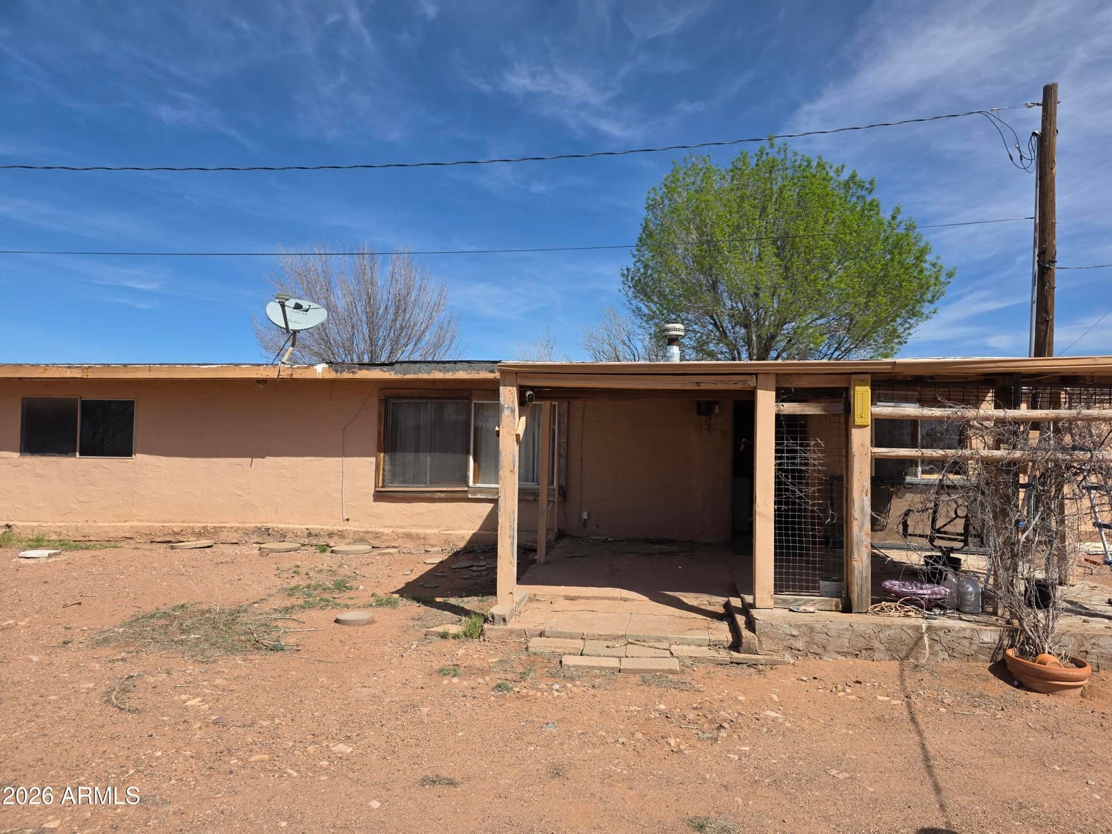 1733 N GUNSMOKE Avenue, Sierra Vista, AZ 85635 — photo 4 of 43