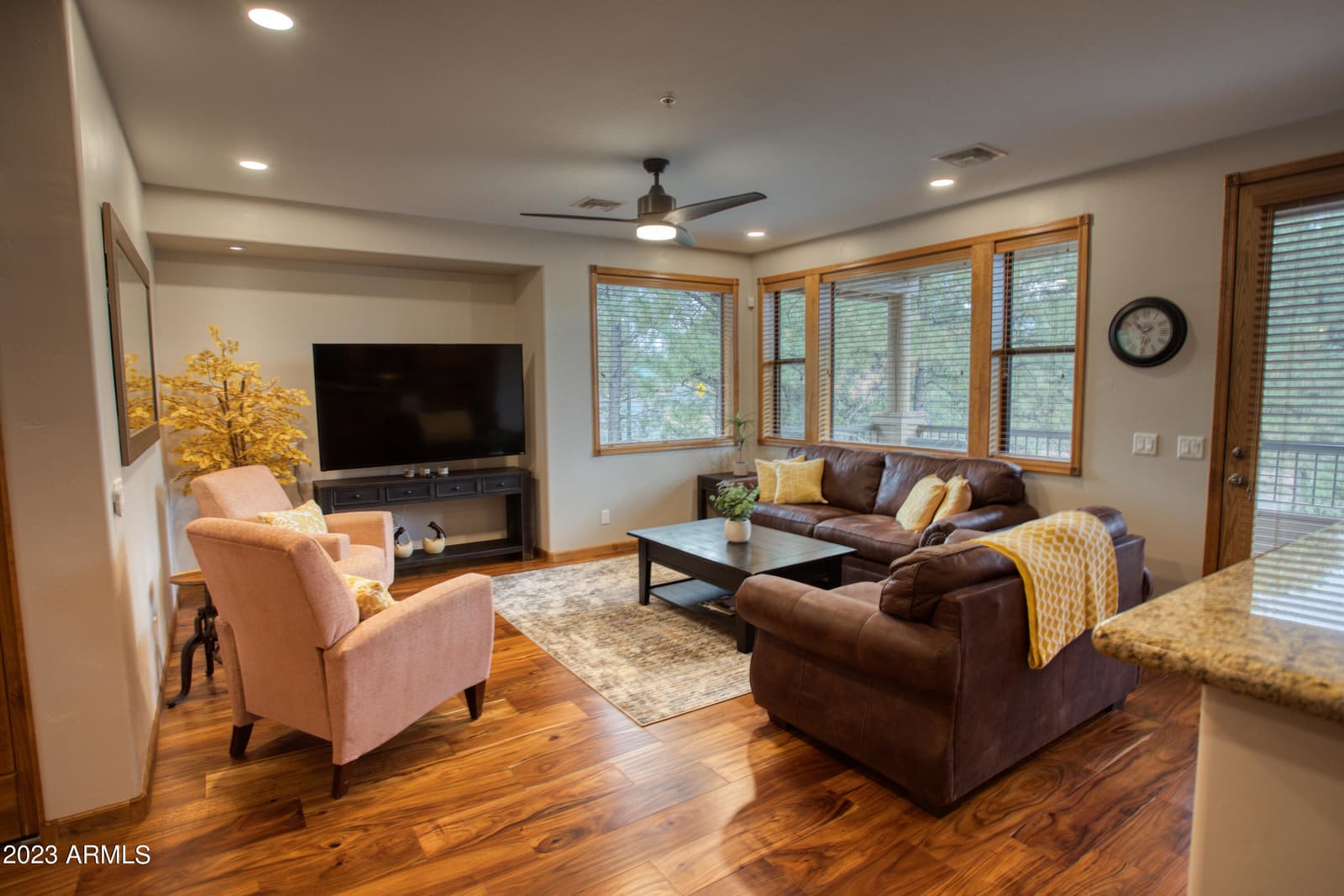 3700 W BLACK OAK Loop A4, Show Low, AZ 85901 — photo 10 of 25