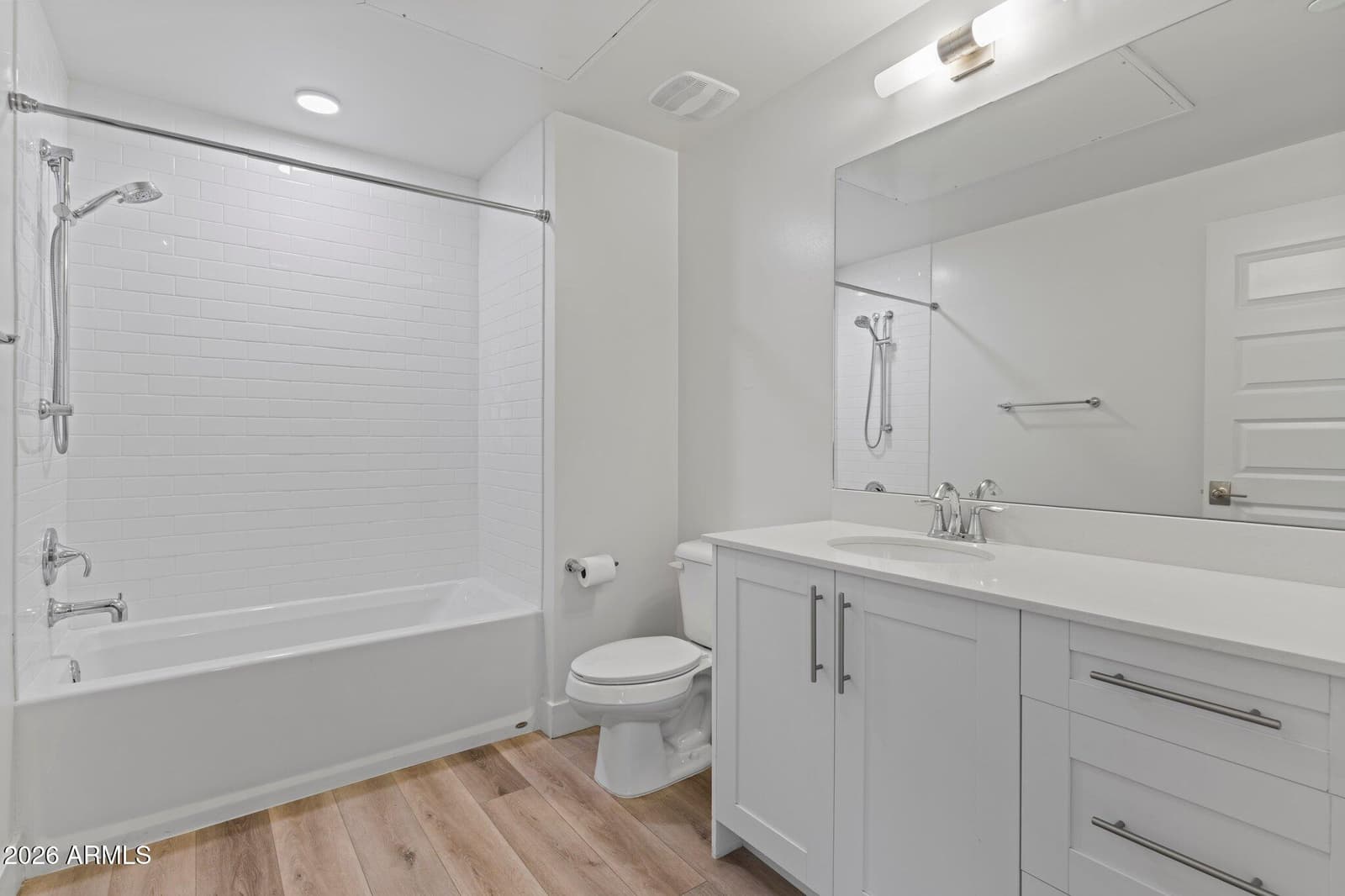 7300 E EARLL Drive 1018, Scottsdale, AZ 85251 — photo 27 of 43