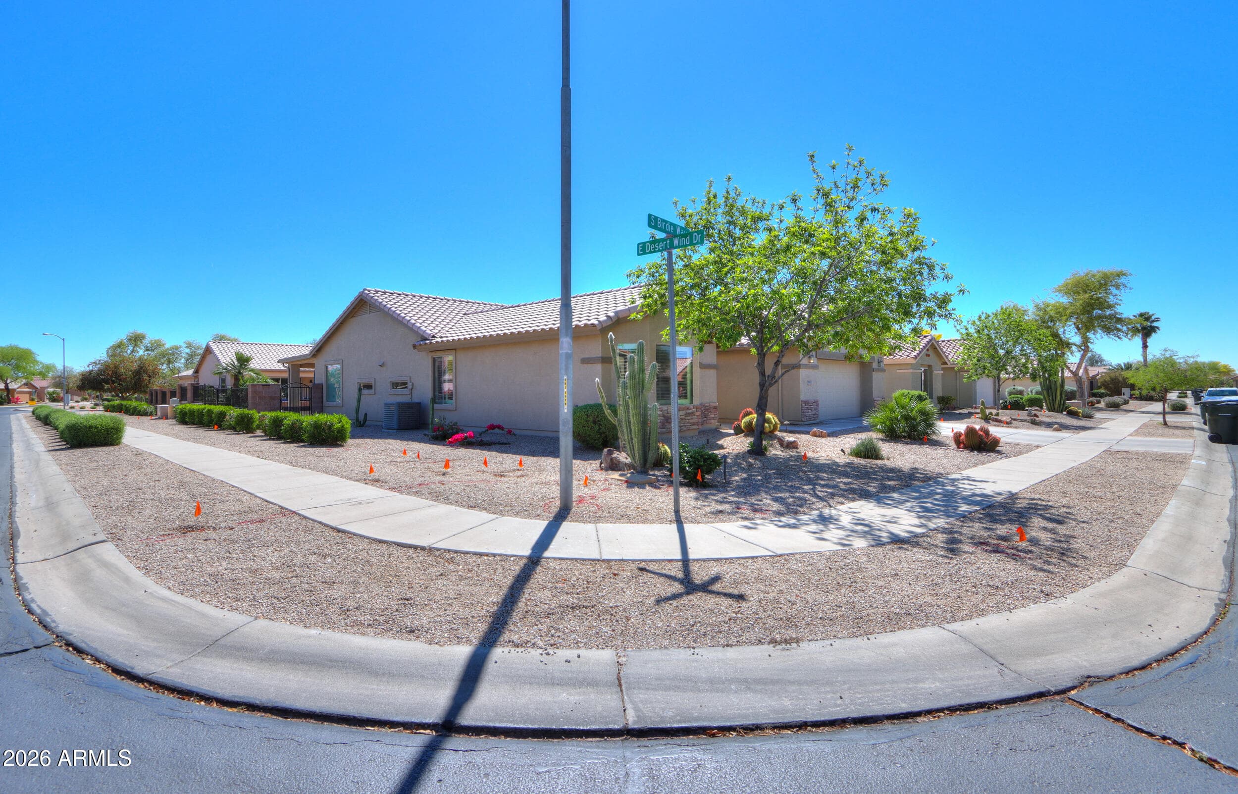 112 S BIRDIE Way, Casa Grande, AZ 85194 — photo 3 of 46