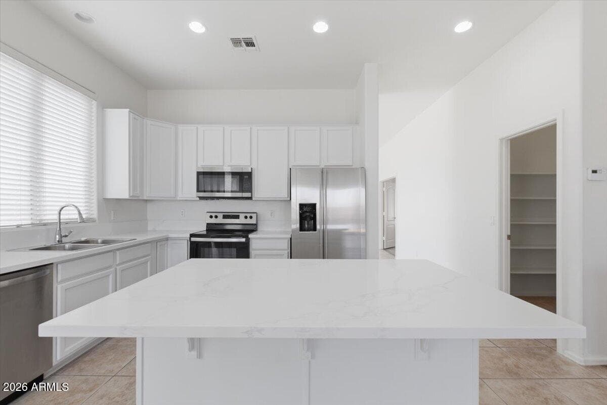 3410 W ALICIA Drive, Laveen, AZ 85339 — photo 15 of 36