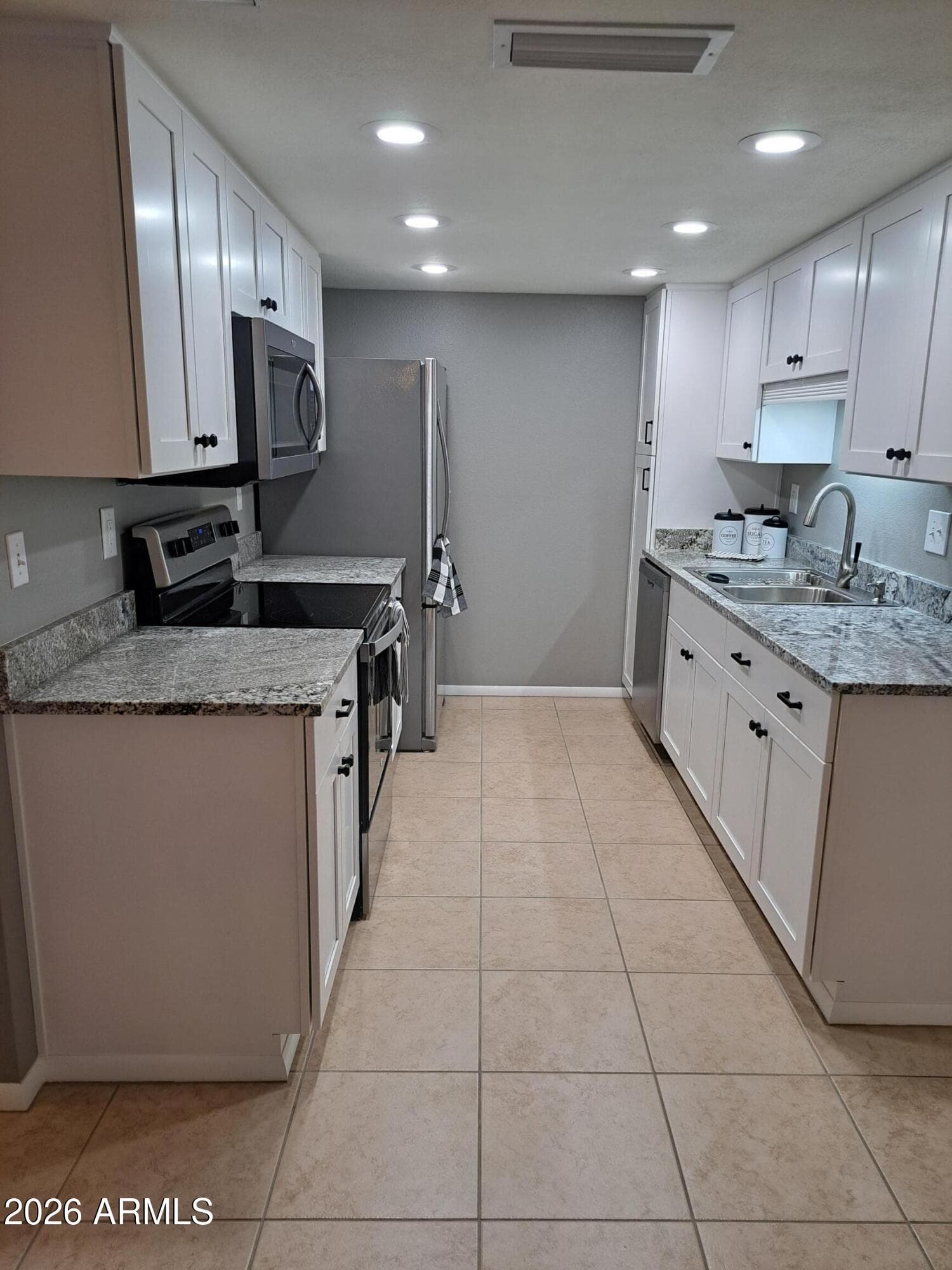 13264 W COUNTRYSIDE Drive, Sun City West, AZ 85375 — photo 4 of 25
