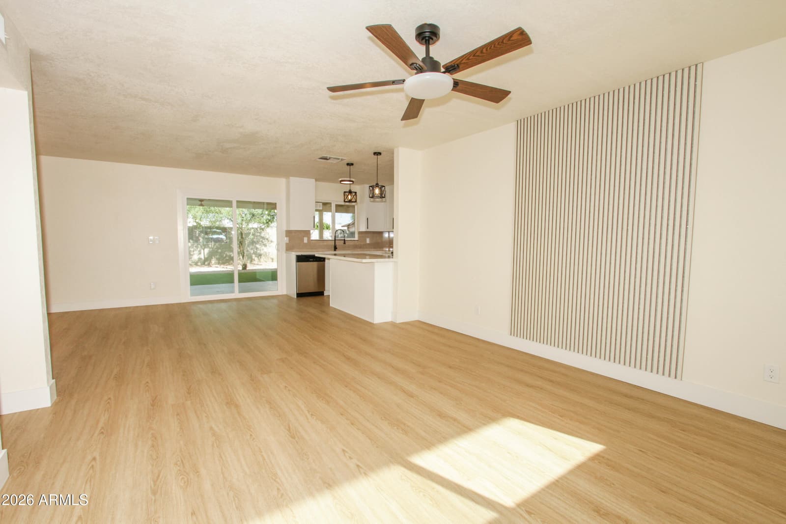 15811 N 23RD Street, Phoenix, AZ 85022 — photo 5 of 32