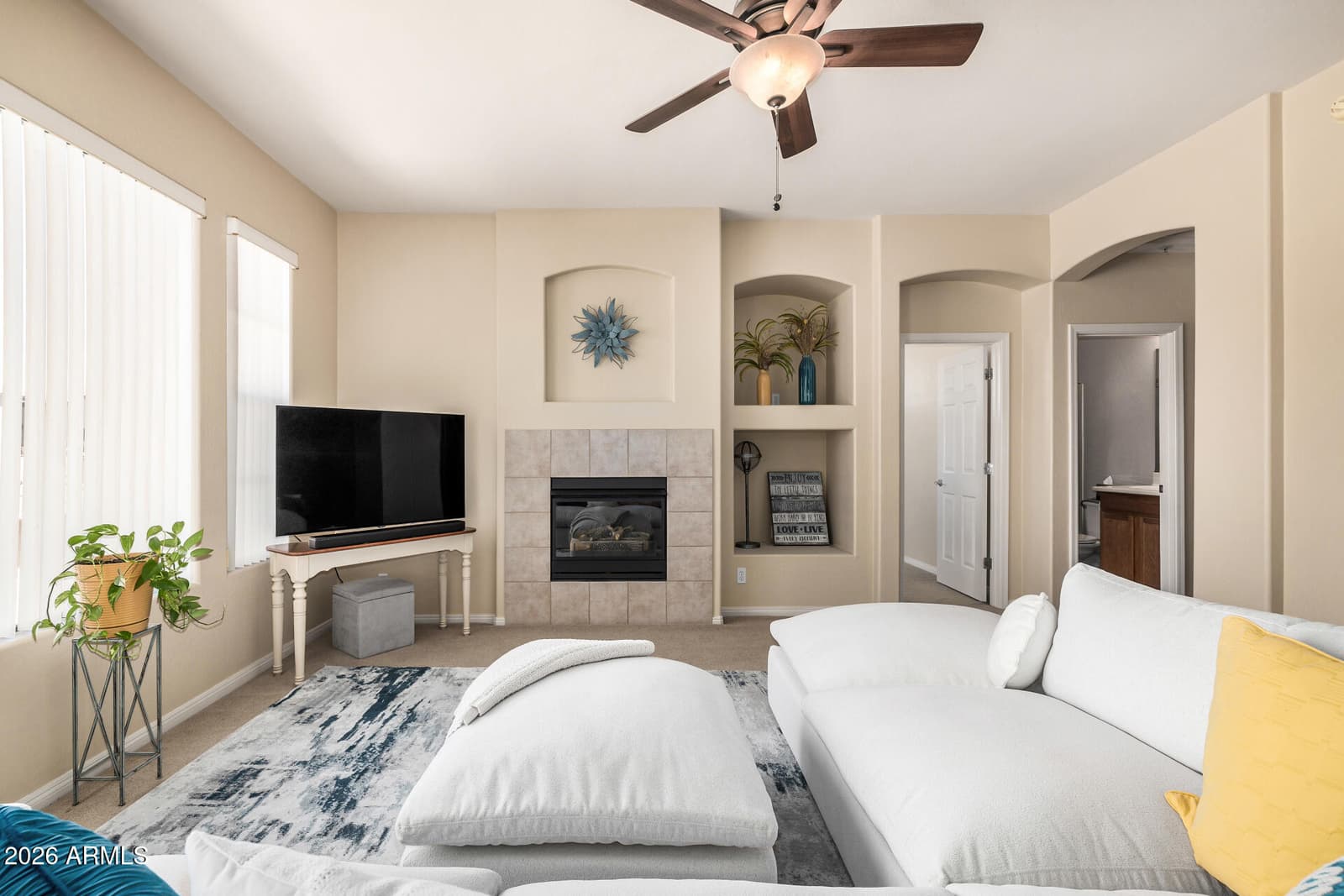 19550 N GRAYHAWK Drive 2046, Scottsdale, AZ 85255 — photo 6 of 42