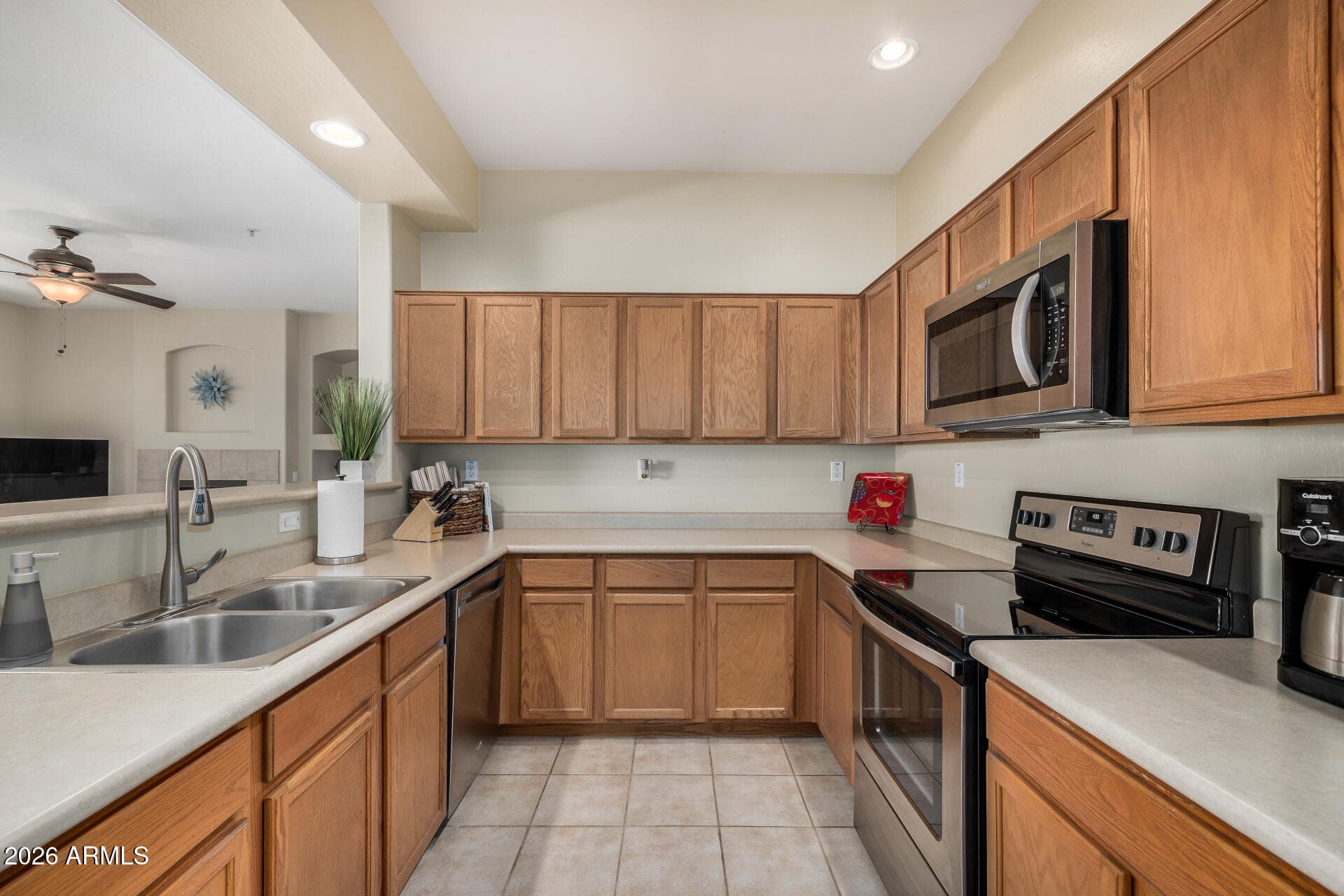19550 N GRAYHAWK Drive 2046, Scottsdale, AZ 85255 — photo 12 of 42