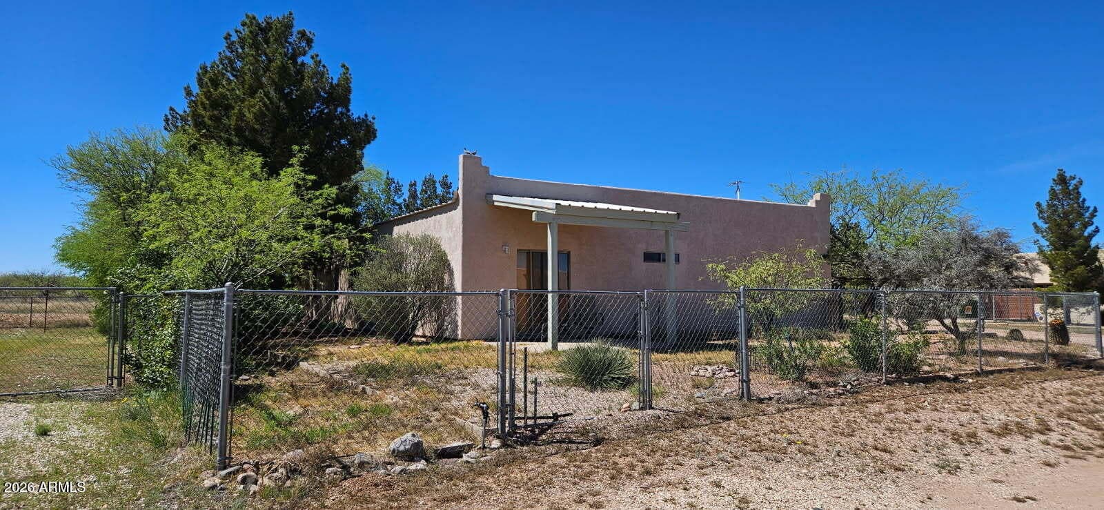 3135 W GREEN PARK Drive, Benson, AZ 85602 — photo 1 of 40
