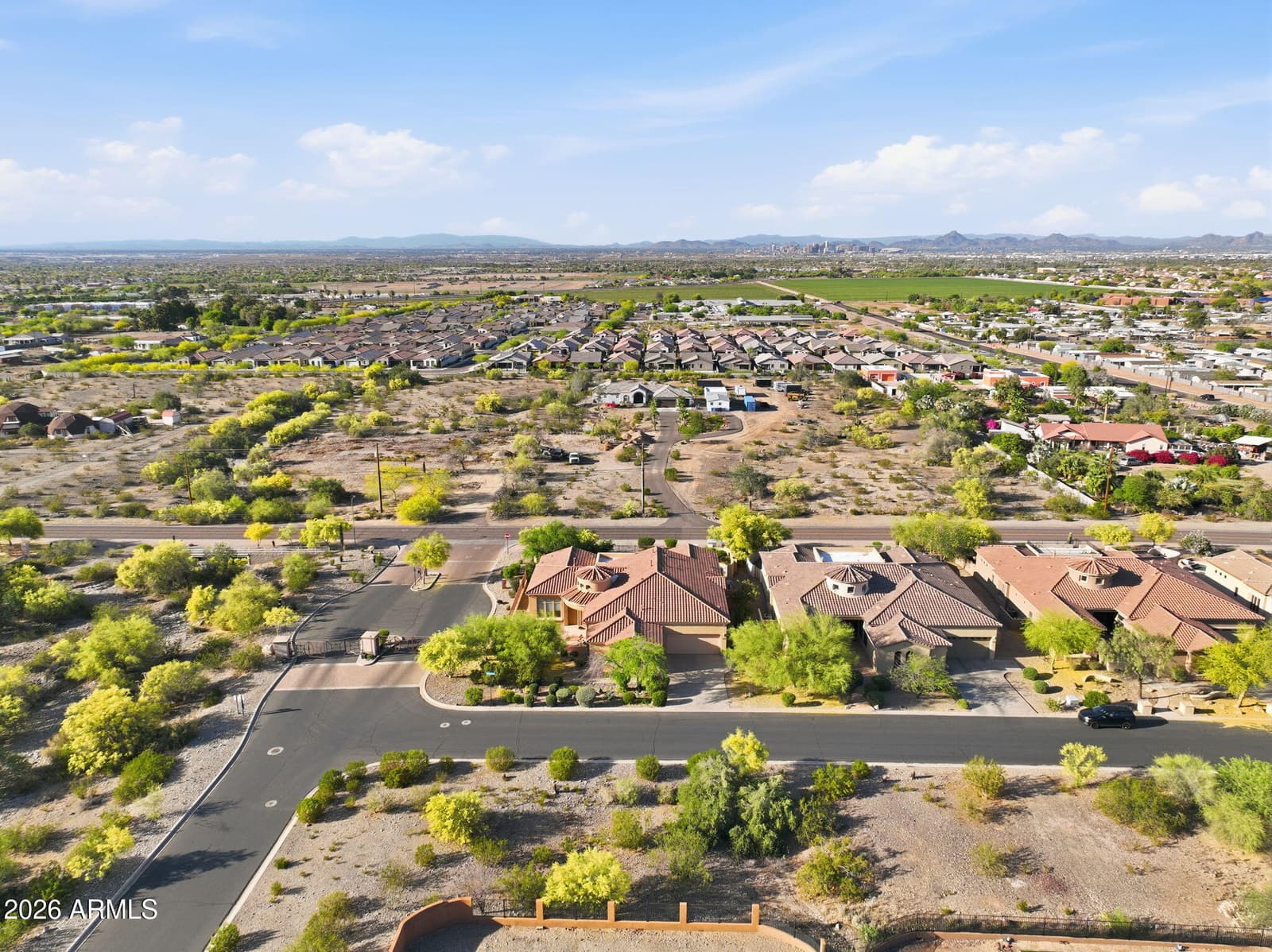 1524 W MOODY Trail, Phoenix, AZ 85041 — photo 20 of 23