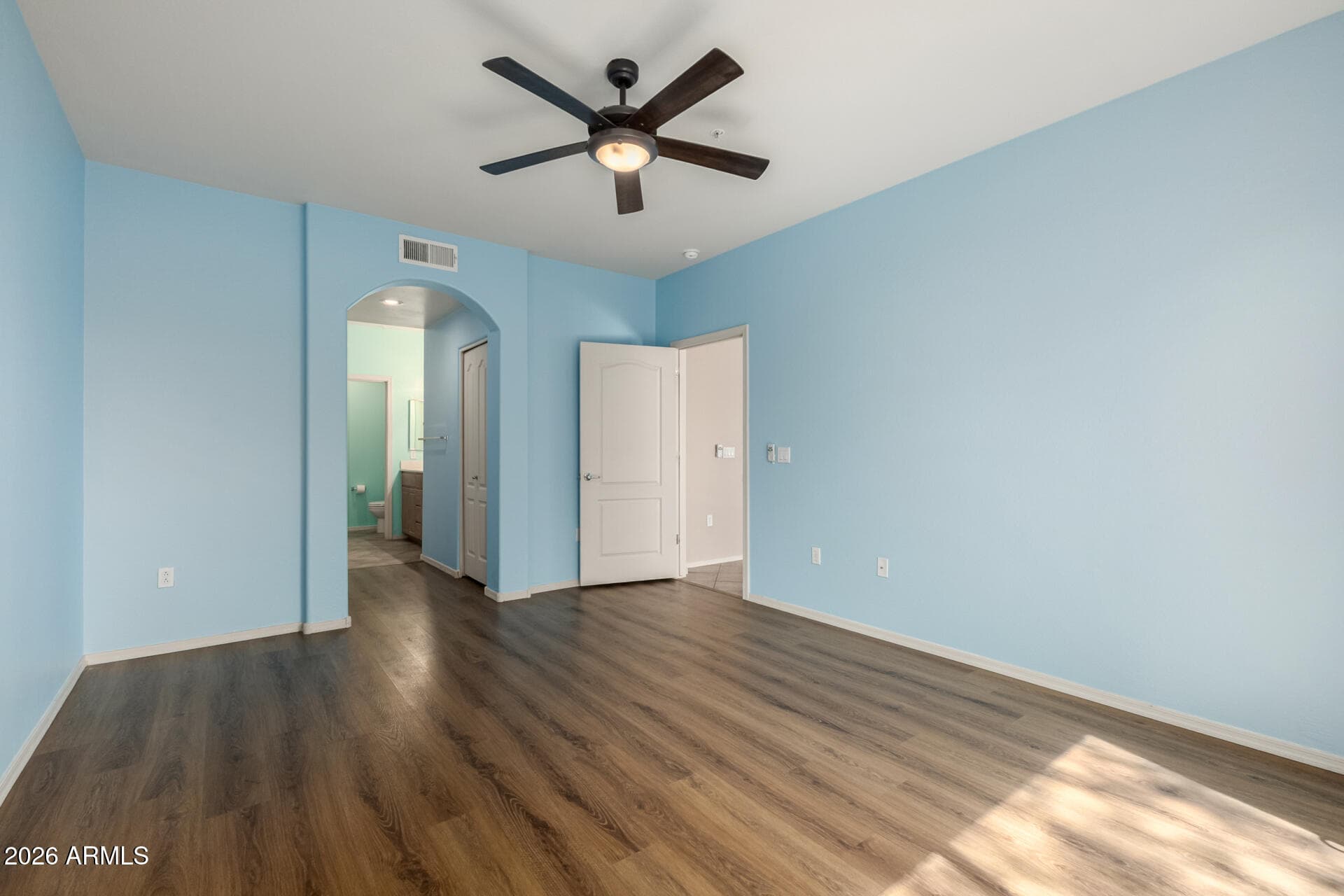 705 W QUEEN CREEK Road 1047, Chandler, AZ 85248 — photo 12 of 39