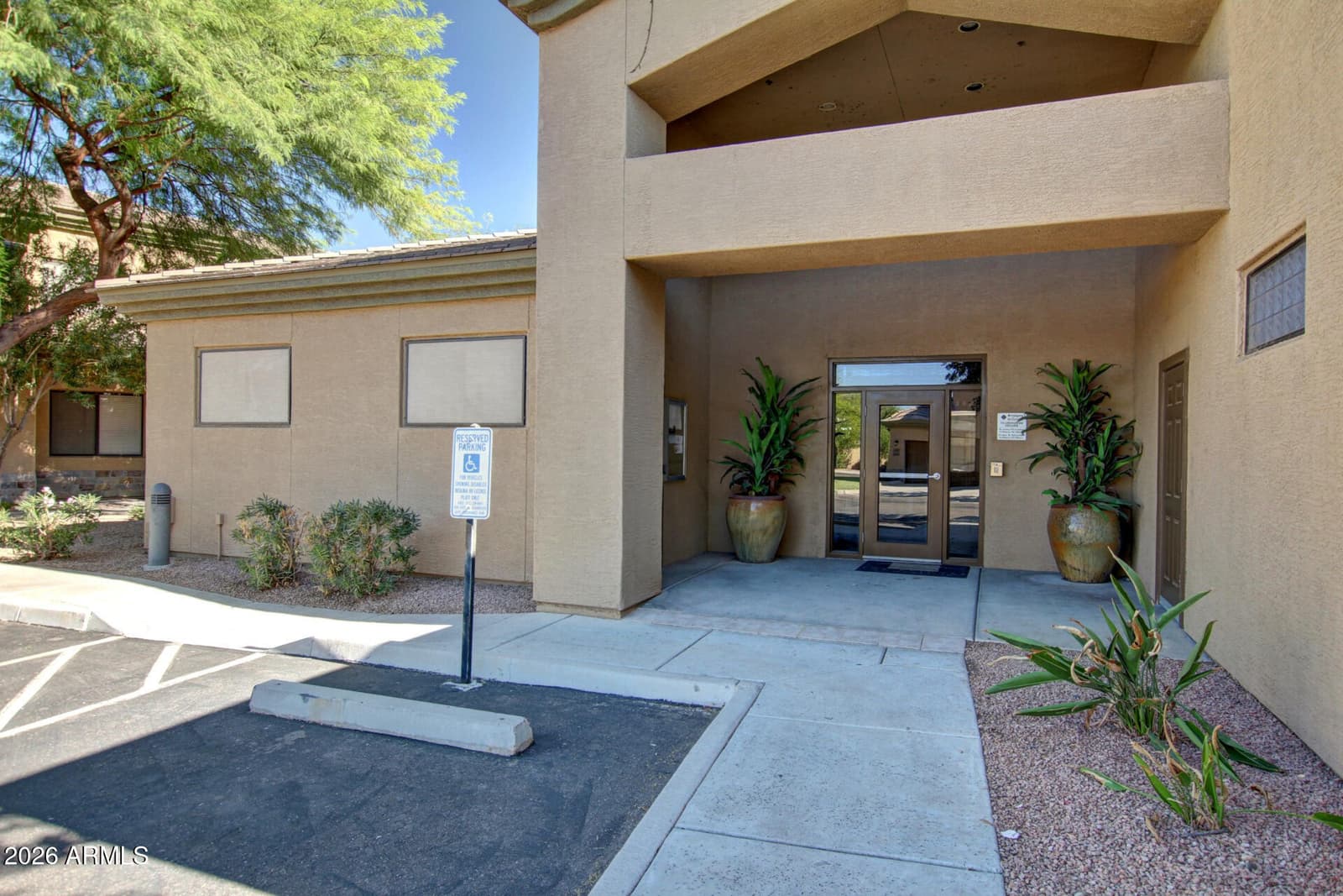 705 W QUEEN CREEK Road 1047, Chandler, AZ 85248 — photo 28 of 39