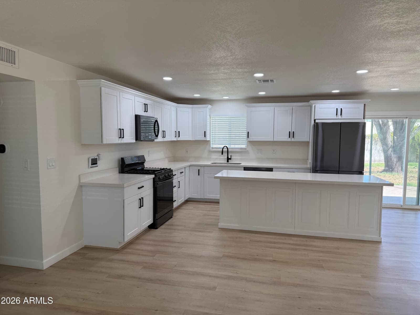 1750 E 1ST Avenue, Mesa, AZ 85204 — photo 2 of 5
