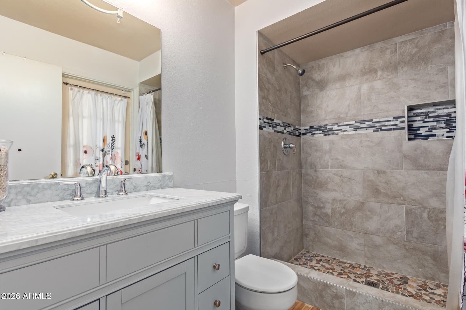7411 W VOGEL Avenue, Peoria, AZ 85345 — photo 10 of 12
