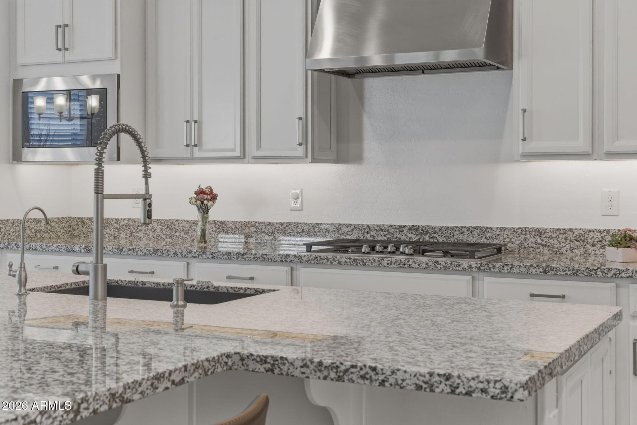 3407 E VALENCIA Drive, Phoenix, AZ 85042 — photo 8 of 50