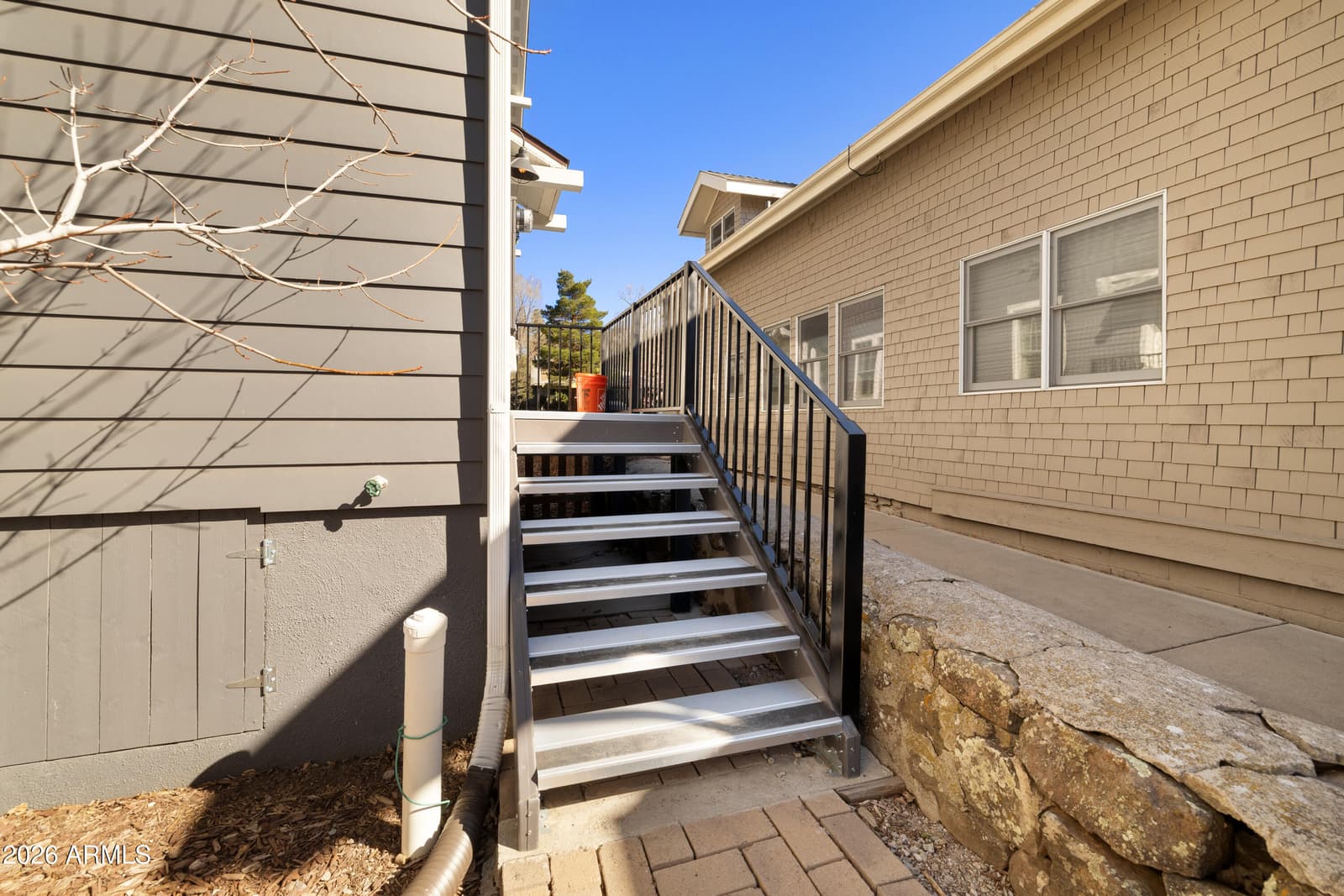 617 N SAN FRANCISCO Street B, Flagstaff, AZ 86001 — photo 35 of 51