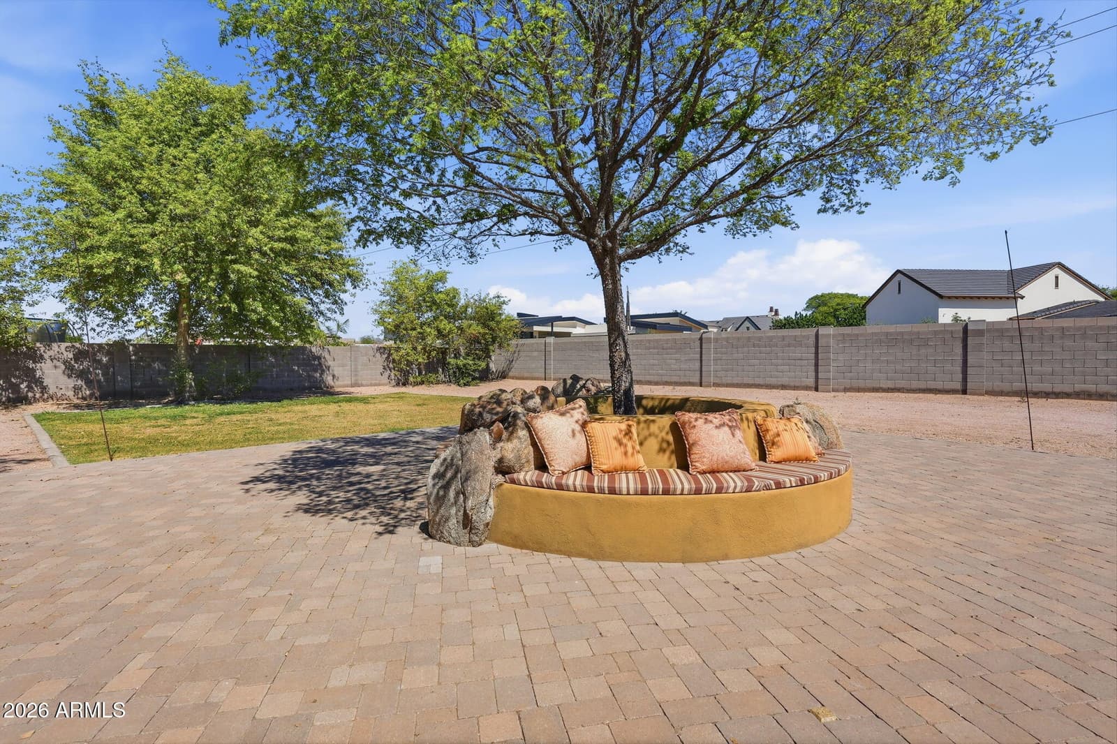 1511 N LOMA Vista, Mesa, AZ 85213 — photo 4 of 59