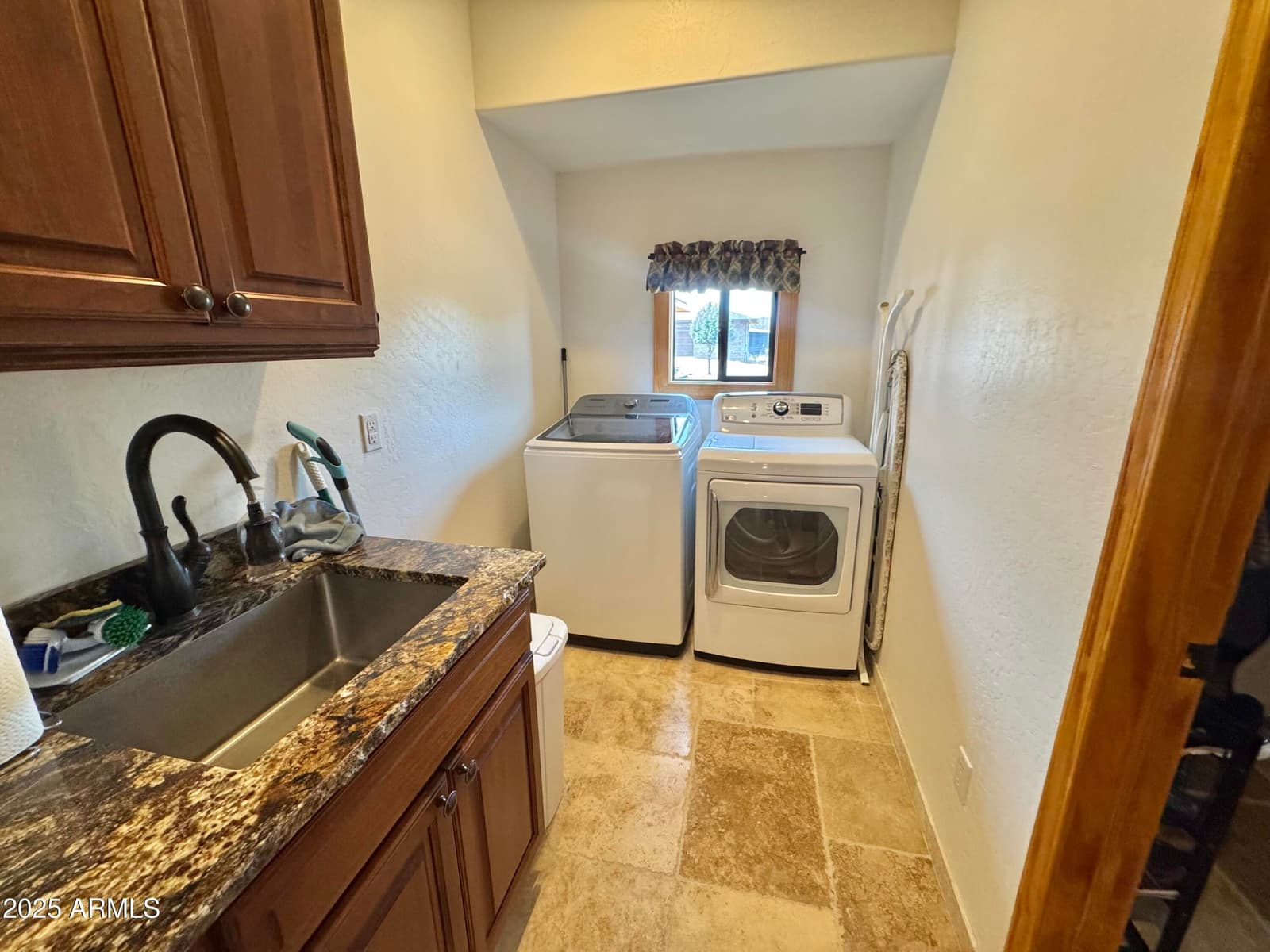 137 E HILLTOP Drive, Young, AZ 85554 — photo 40 of 64