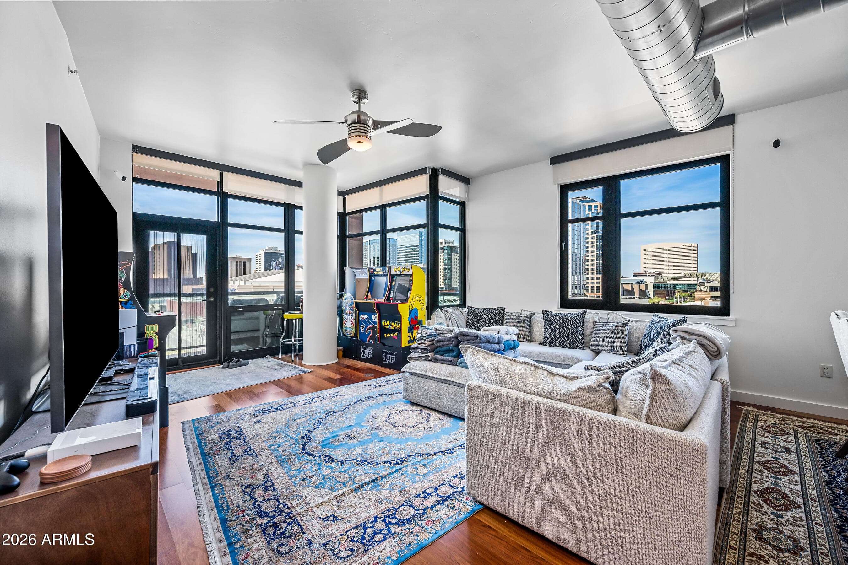 310 S 4TH Street 905, Phoenix, AZ 85004 — photo 5 of 63