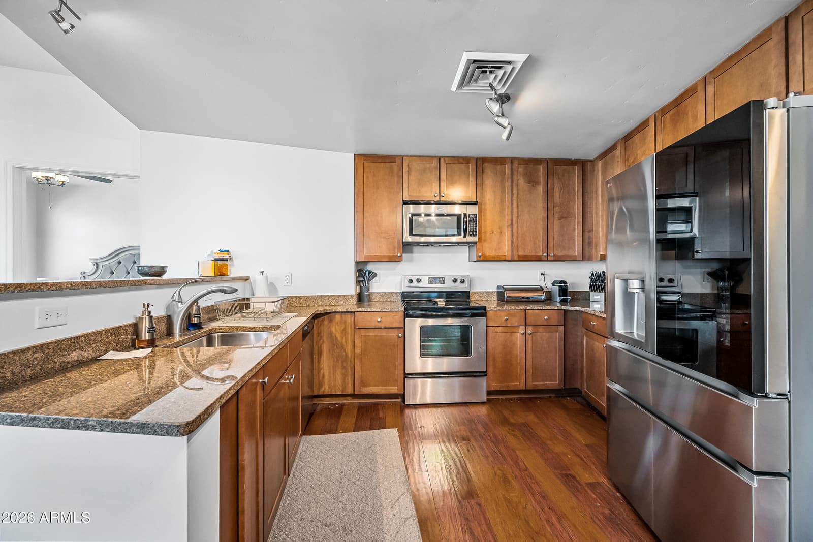 310 S 4TH Street 905, Phoenix, AZ 85004 — photo 4 of 63