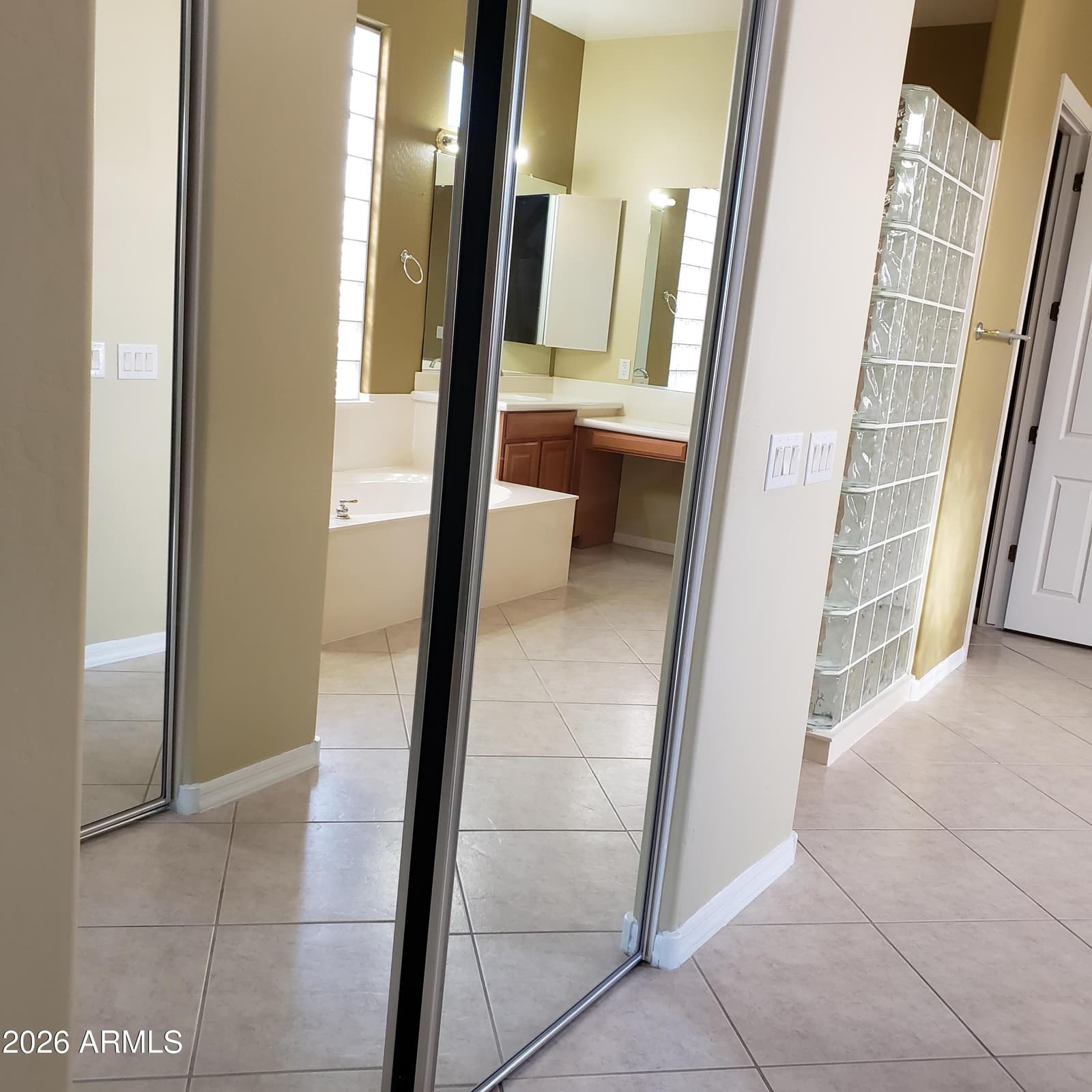 42441 W BLUE SUEDE SHOES Lane, Maricopa, AZ 85138 — photo 16 of 93