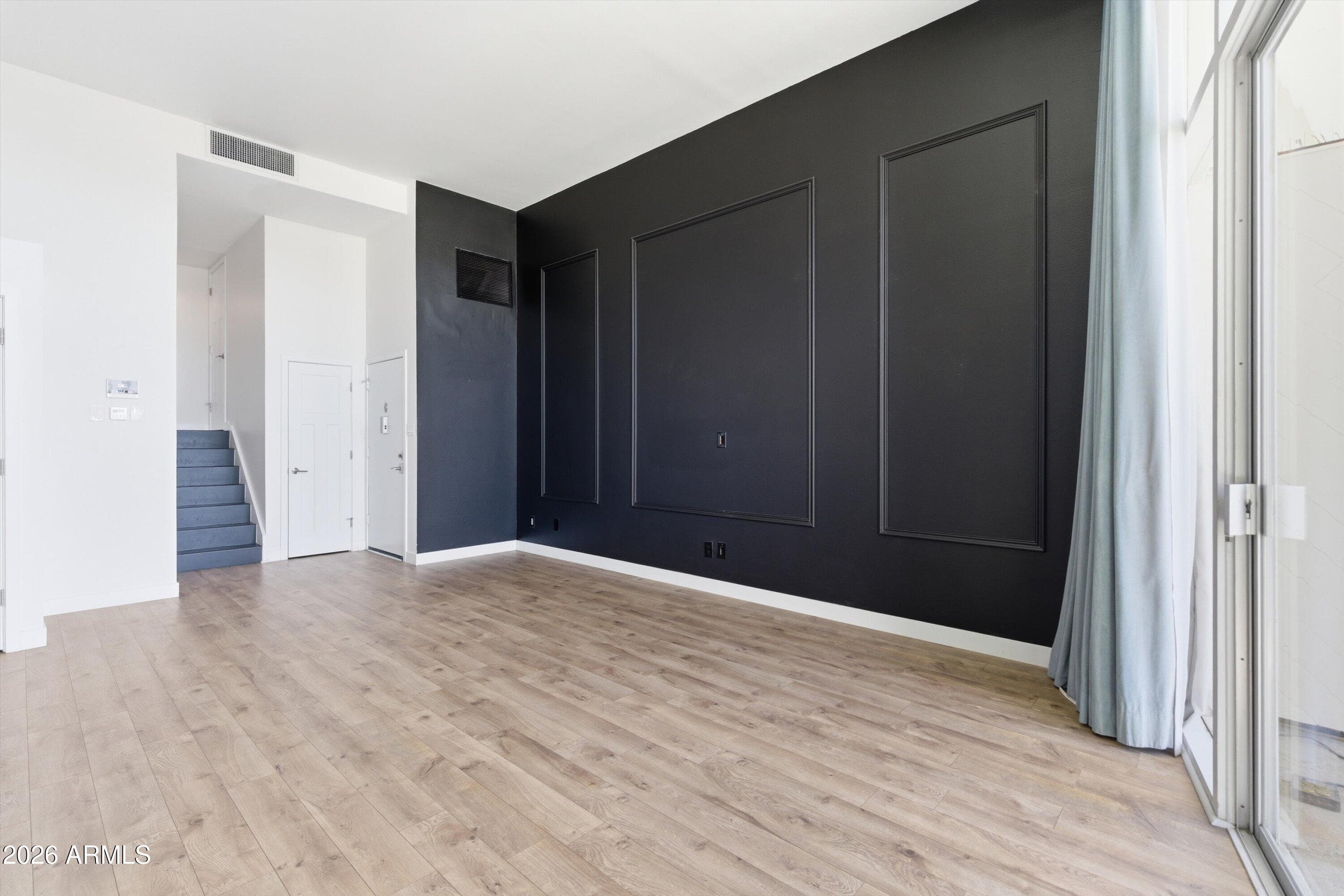 334 W MEDLOCK Drive C201, Phoenix, AZ 85013 — photo 13 of 31