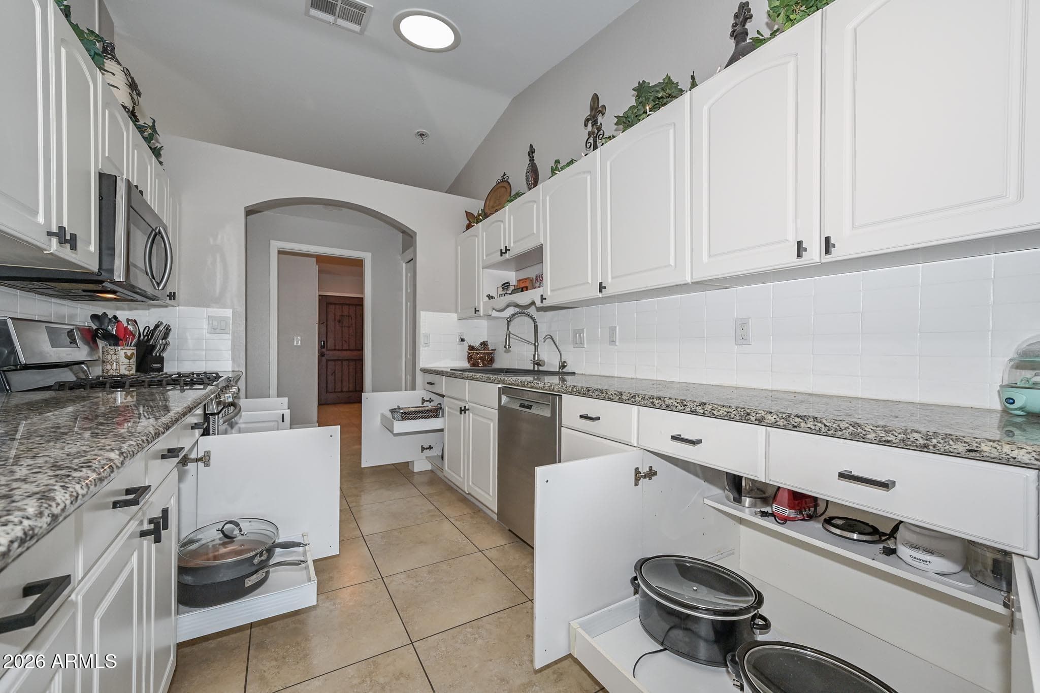 3043 N 34TH Street, Phoenix, AZ 85018 — photo 26 of 36
